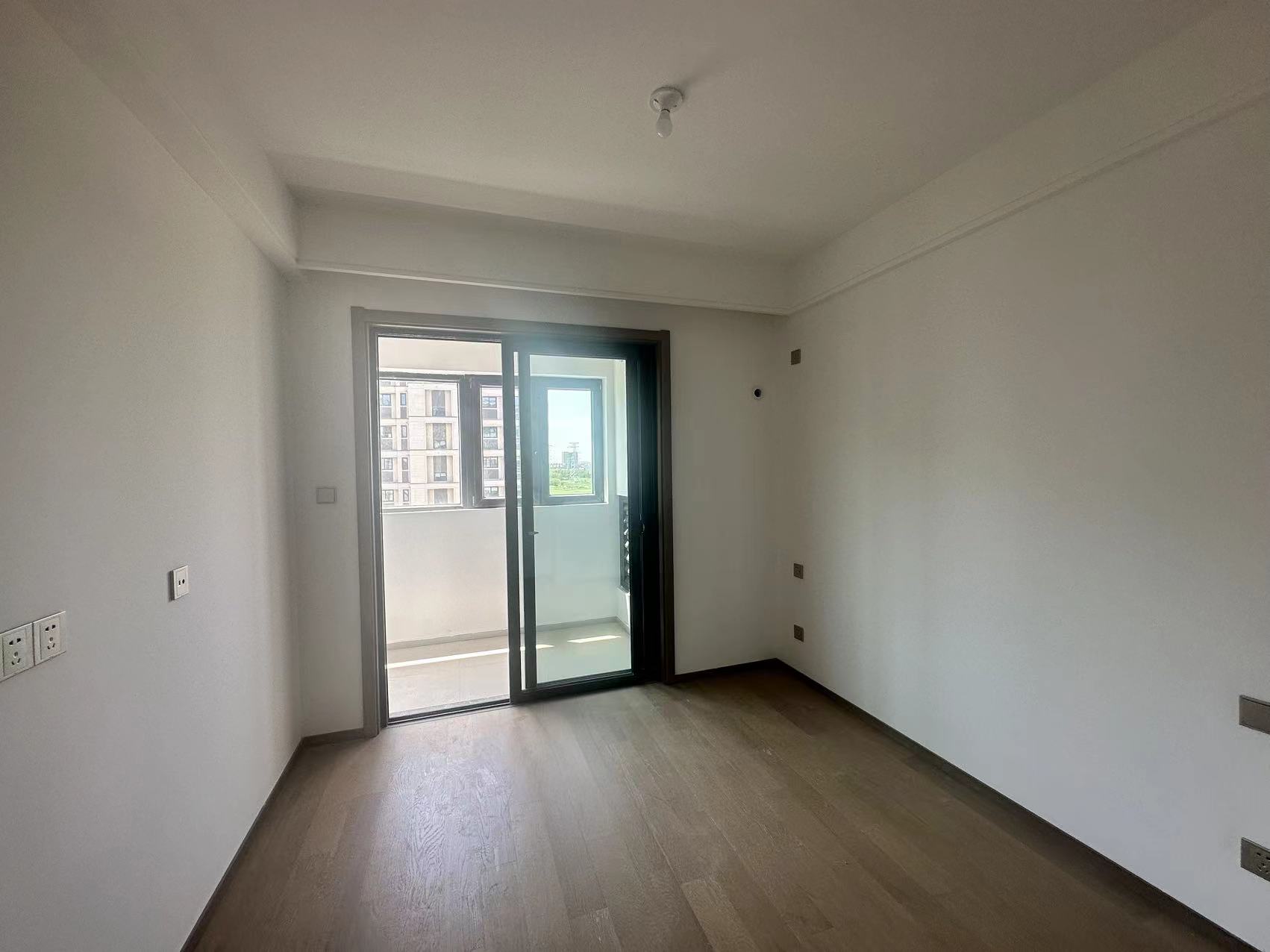 华禧铭苑 3室2厅2卫 105.00m&sup2;
