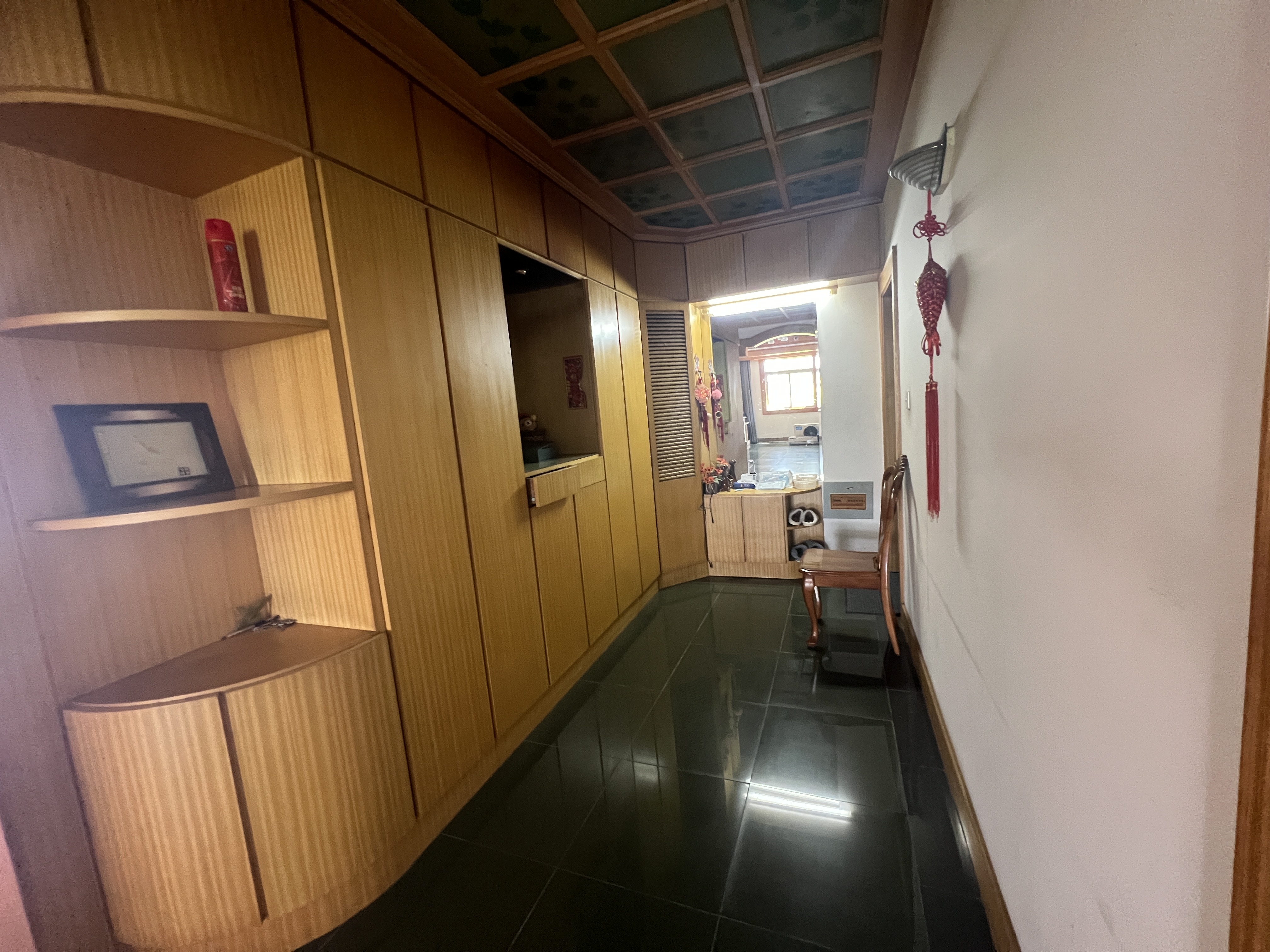 八角亭小区 3室3厅2卫 156.00m²