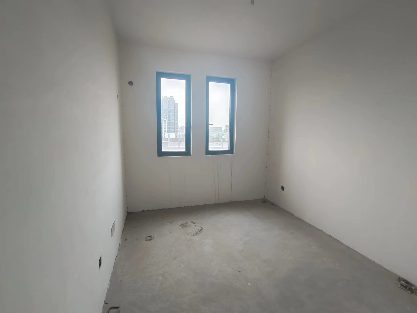 中港城世家 4室2厅2卫 189m&sup2;