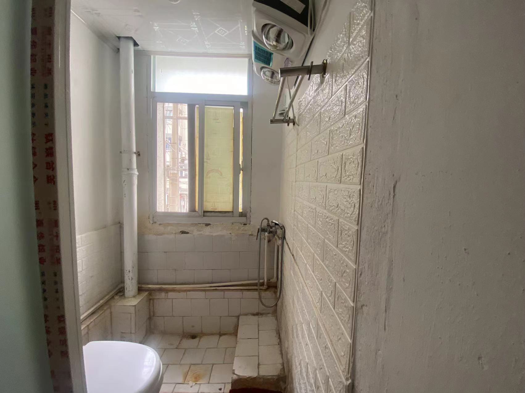 万象西园 2室1厅1卫 65.8m²