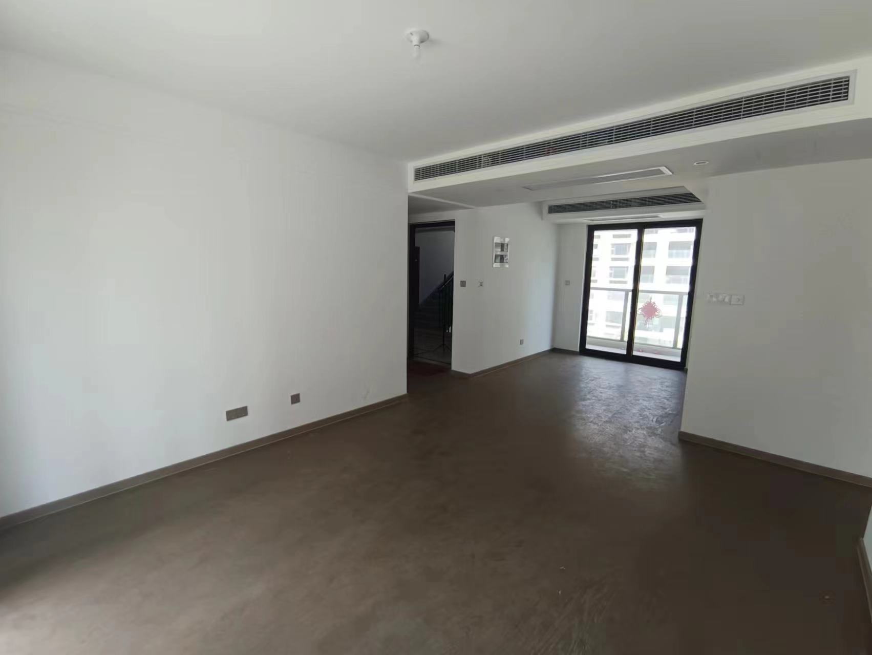 时光漫城 4室2厅2卫 125m²