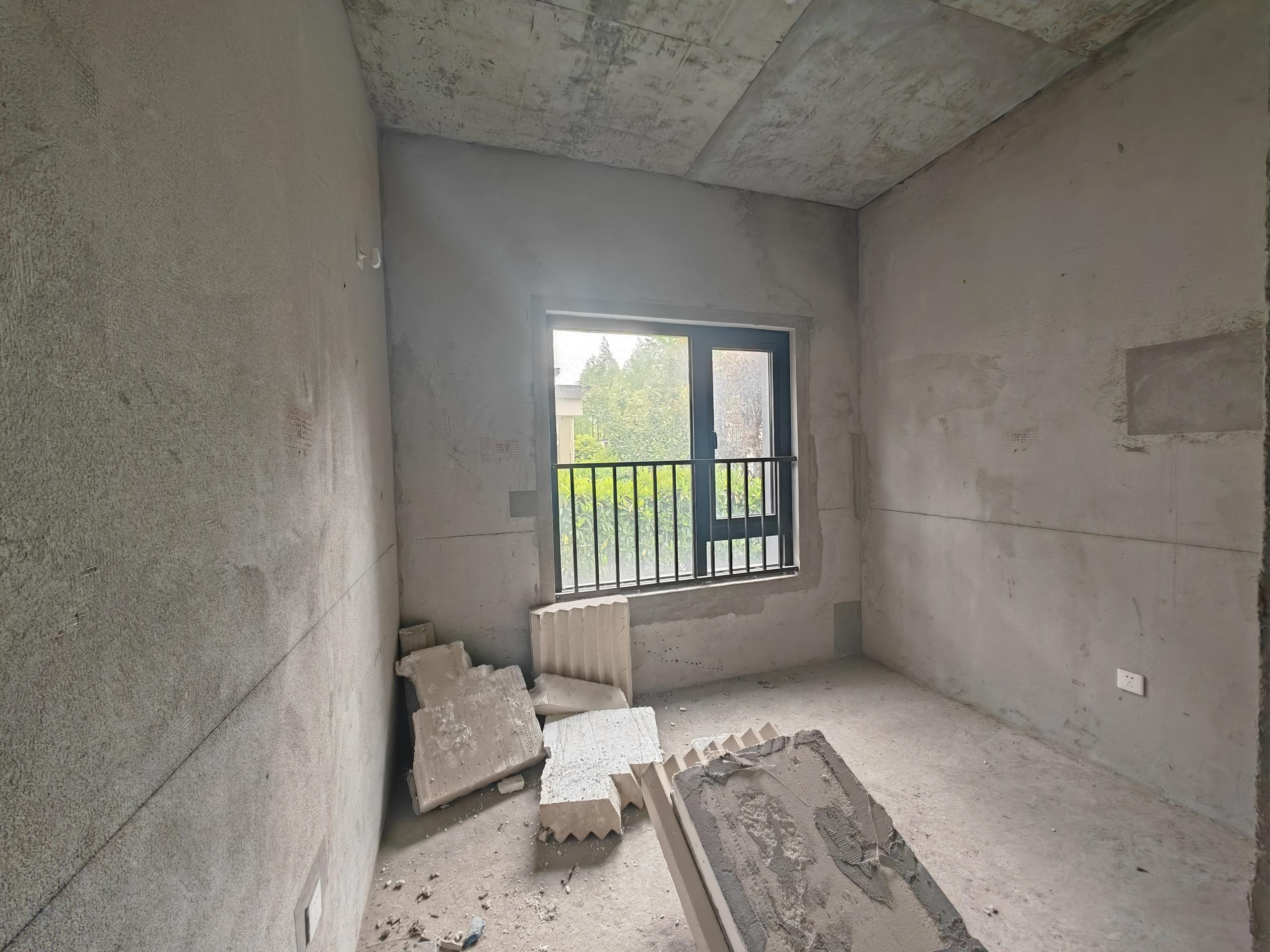 崇州府 3室2厅3卫 163m&sup2;