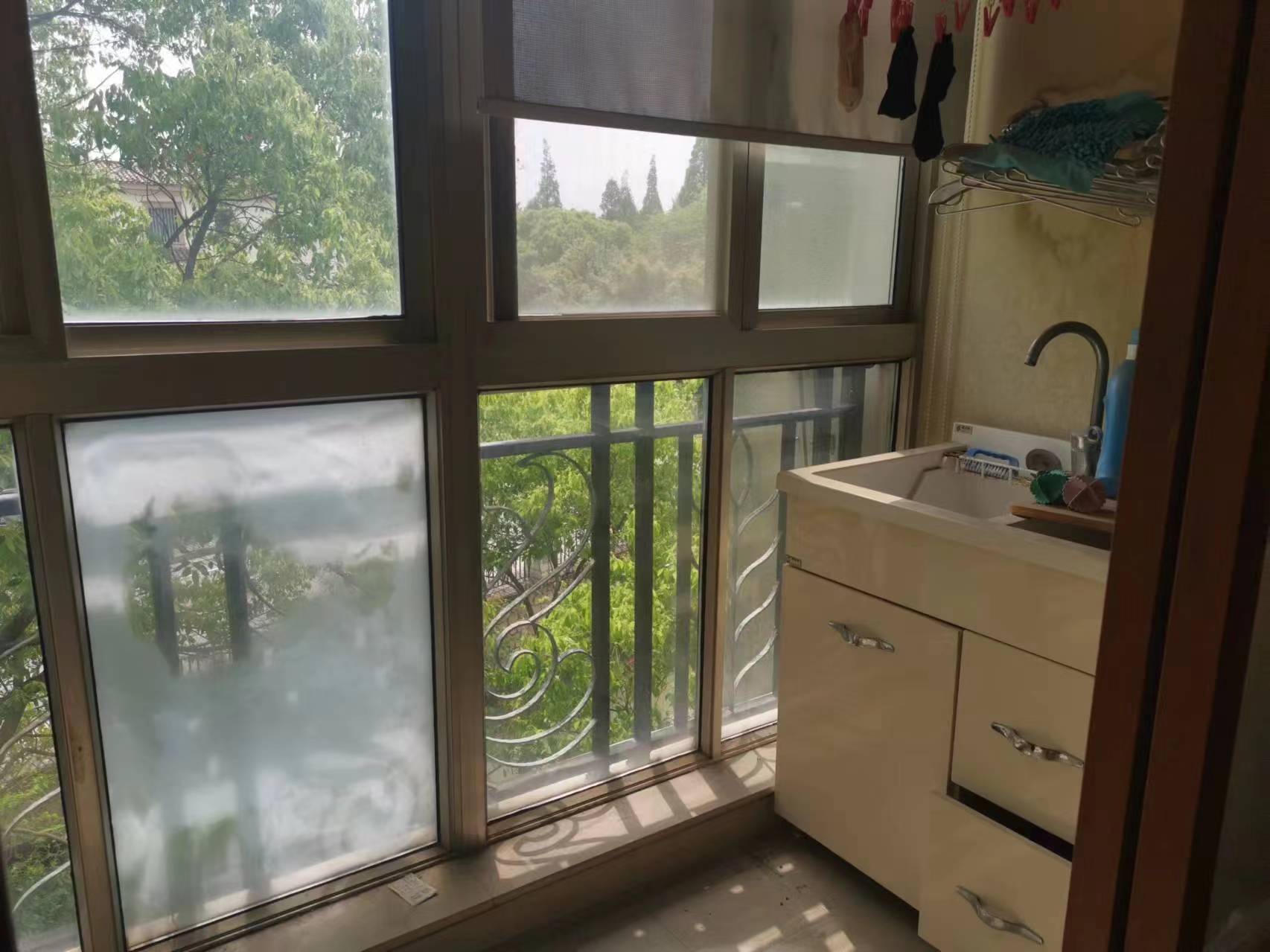 优山美地花园南区 5室2厅2卫 260m&sup2;