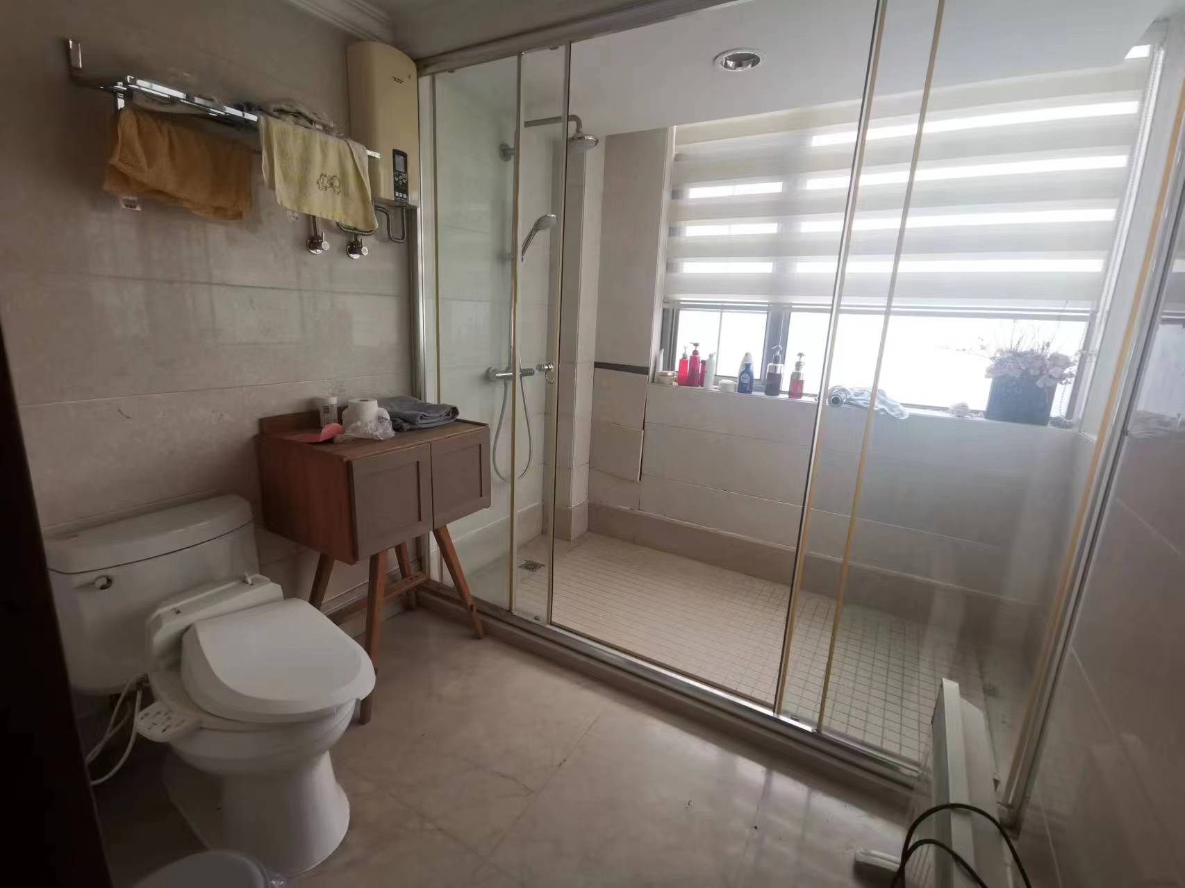 优山美地花园南区 5室2厅2卫 260m&sup2;