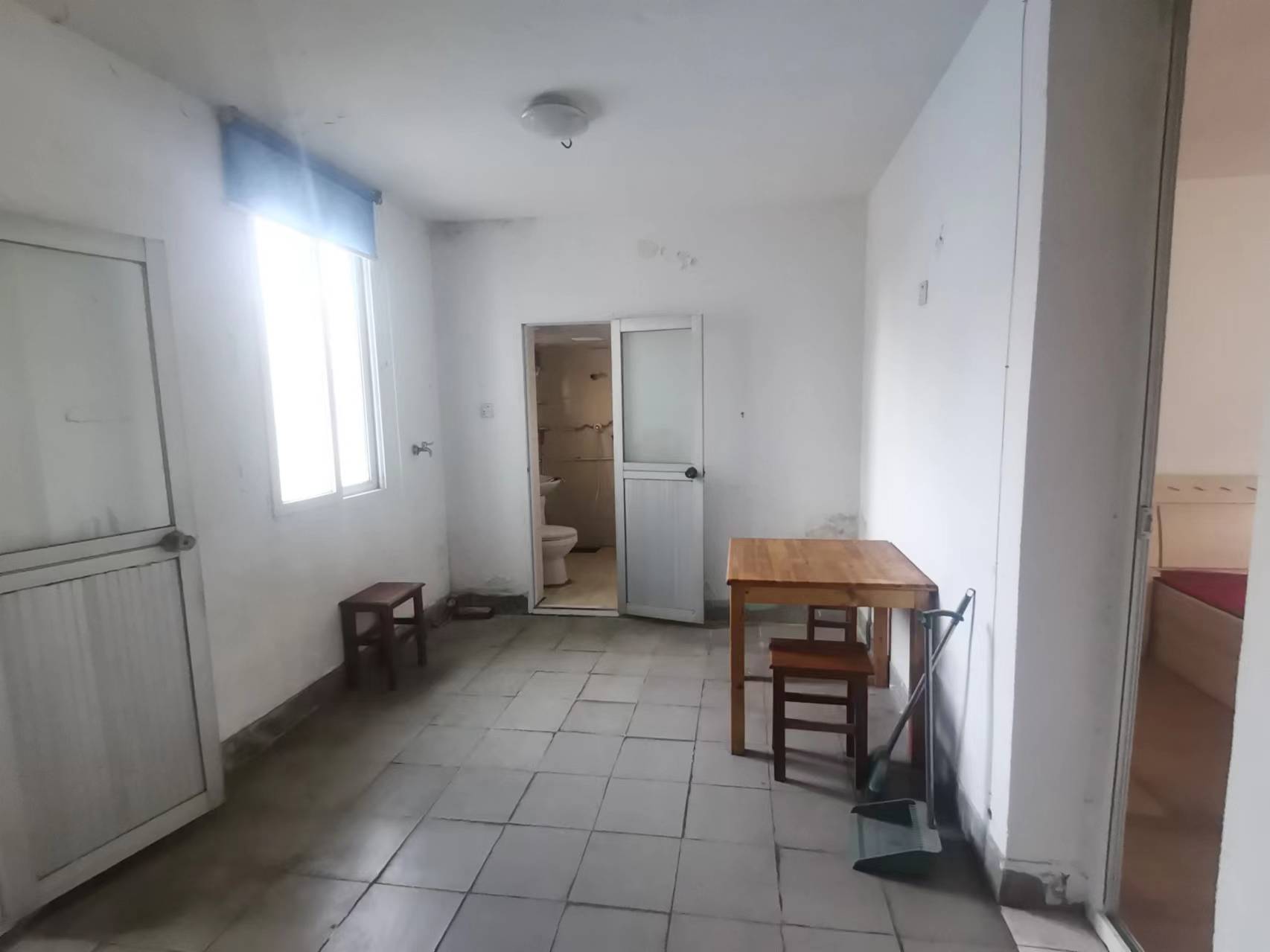 板桥东村 1室1厅1卫 48m²