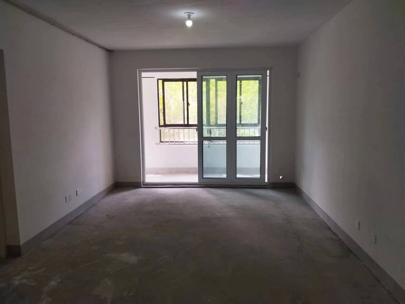 世纪园 3室2厅1卫 112.00m²