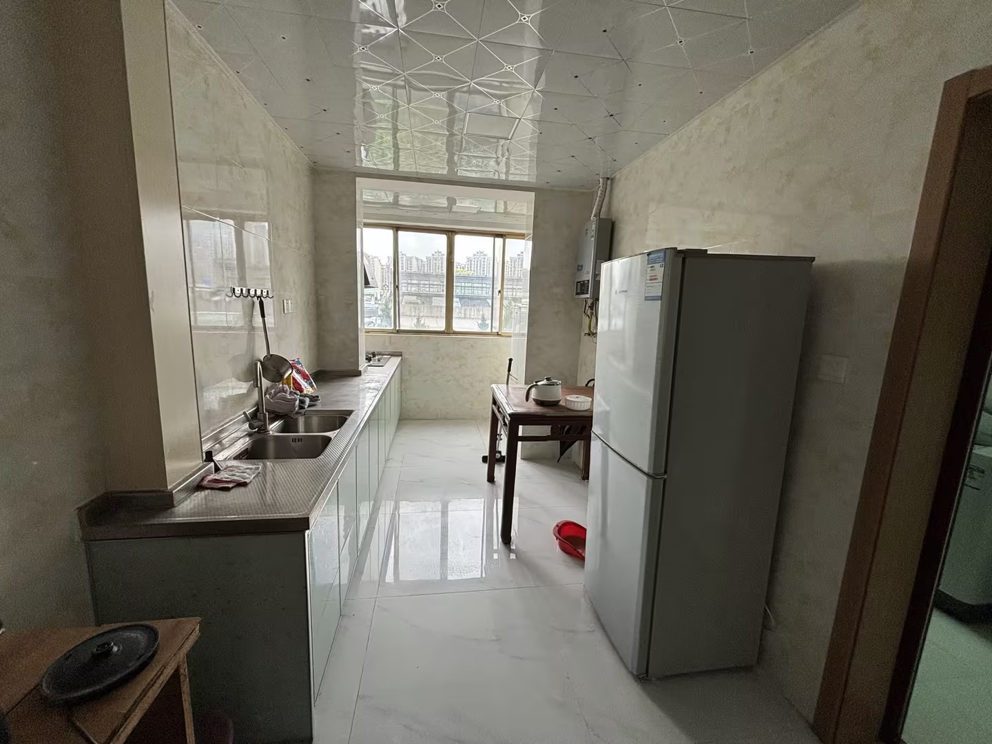 天都花苑 2室1厅1卫 80m&sup2;