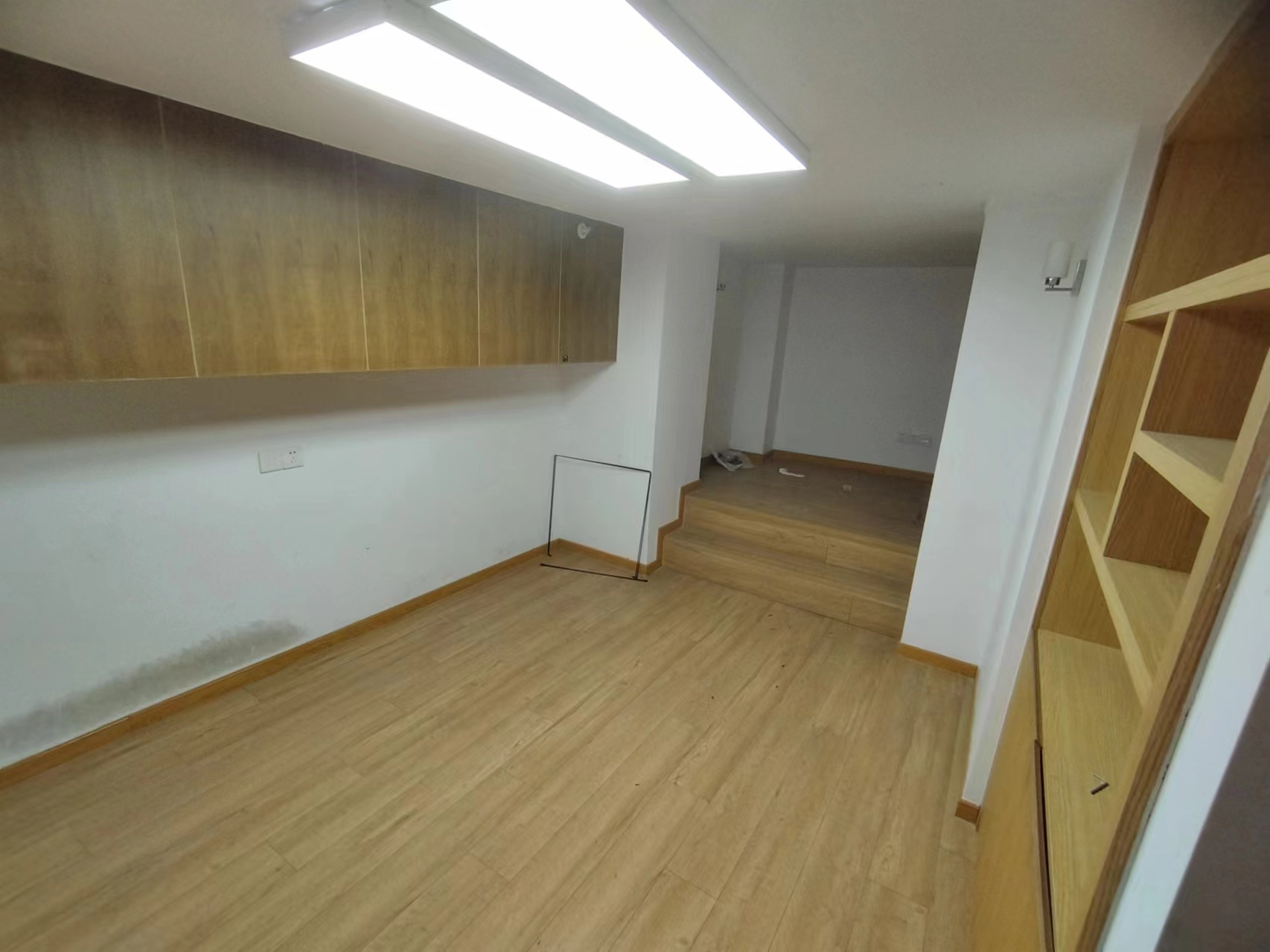 中南世纪城北区 2室1厅2卫 198m&sup2;