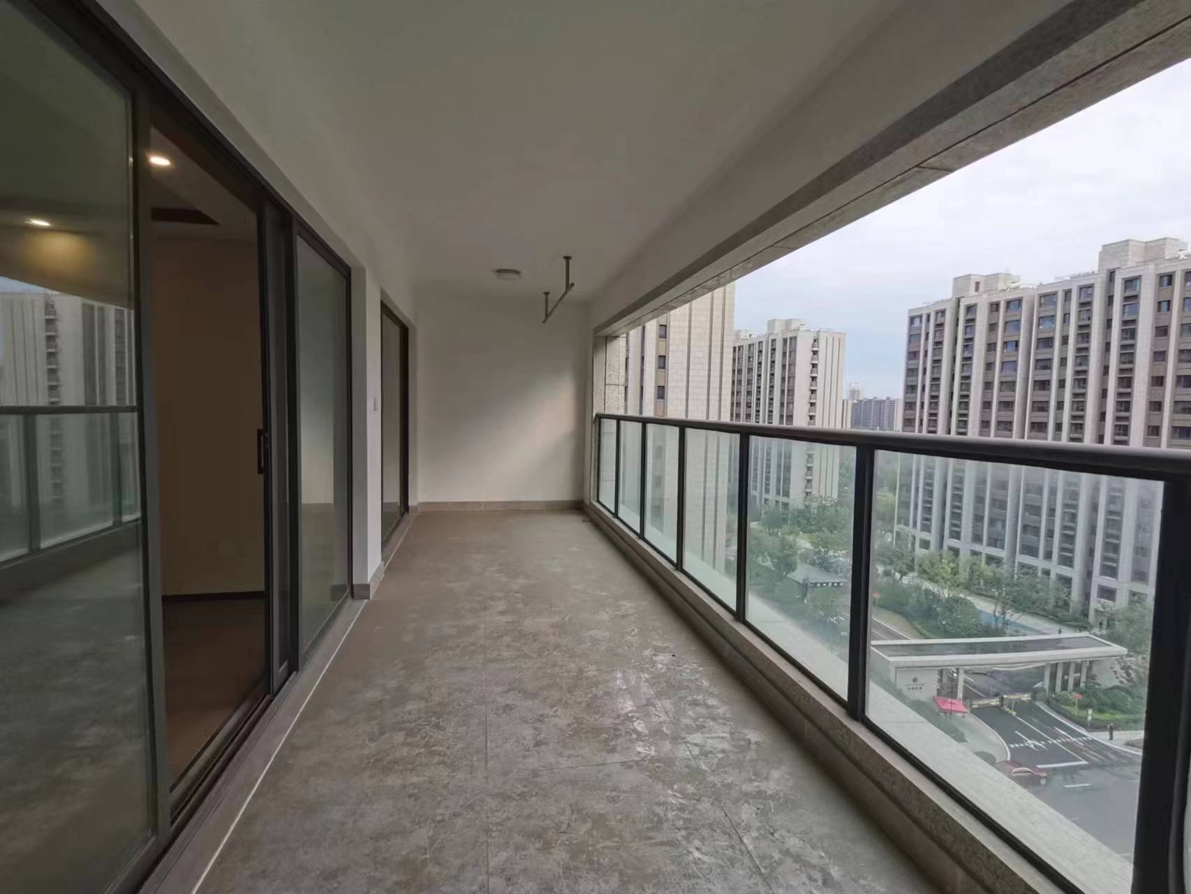 远创东樾 4室2厅3卫 200m&sup2;