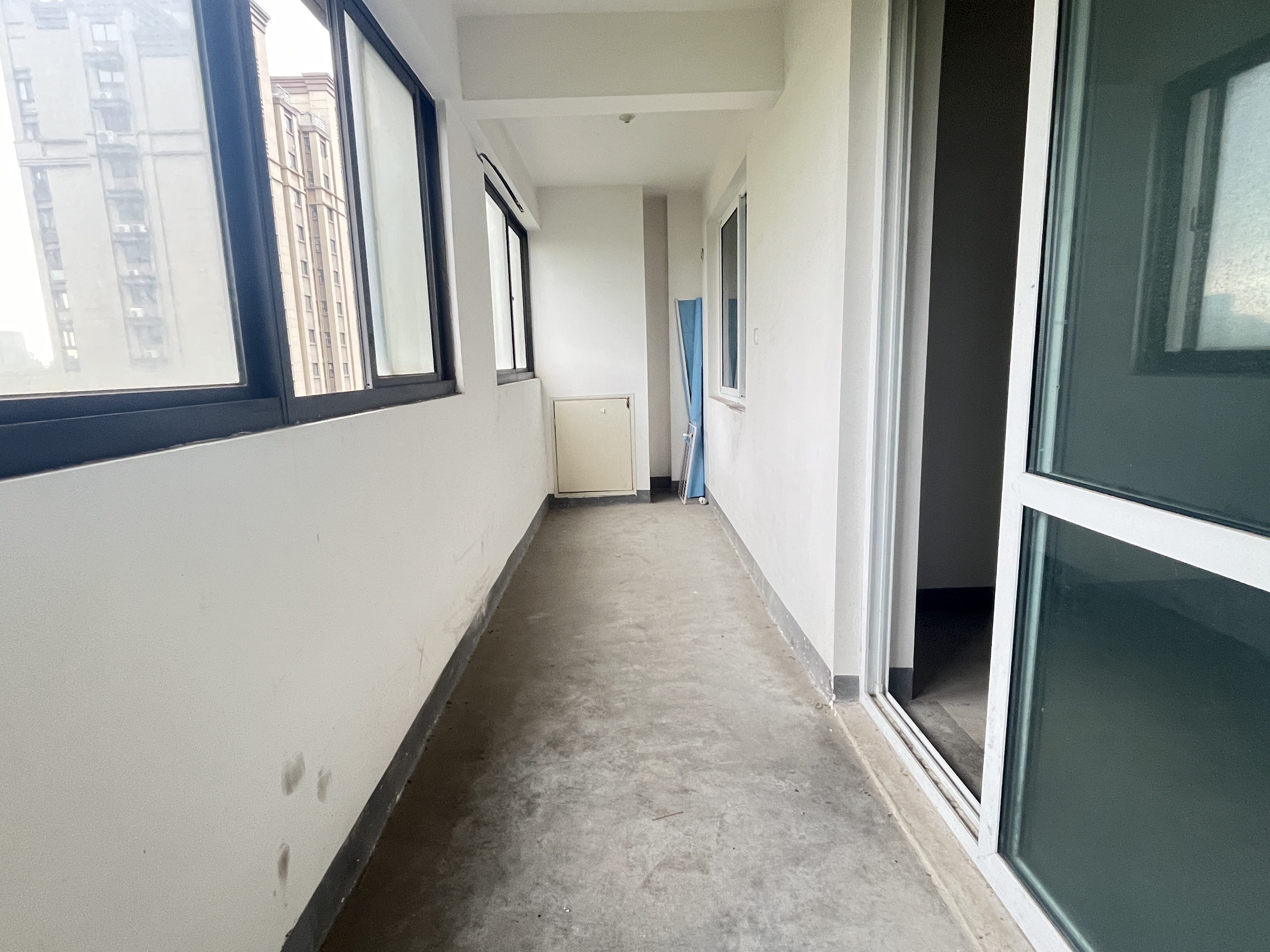 紫东南苑南区 3室1厅1卫 131.00m&sup2;