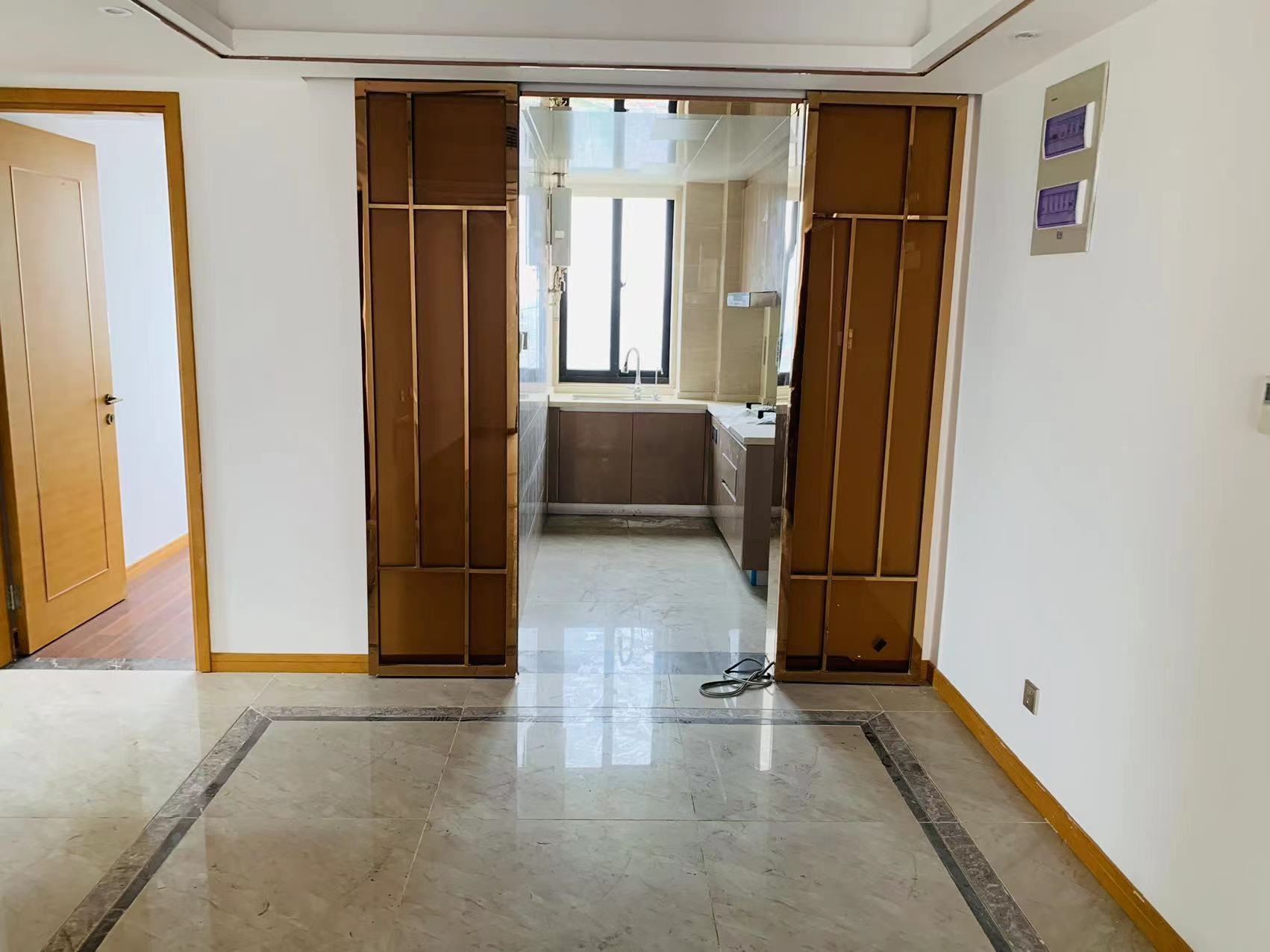 中南世纪花城三期 4室2厅2卫 138.43m&sup2;