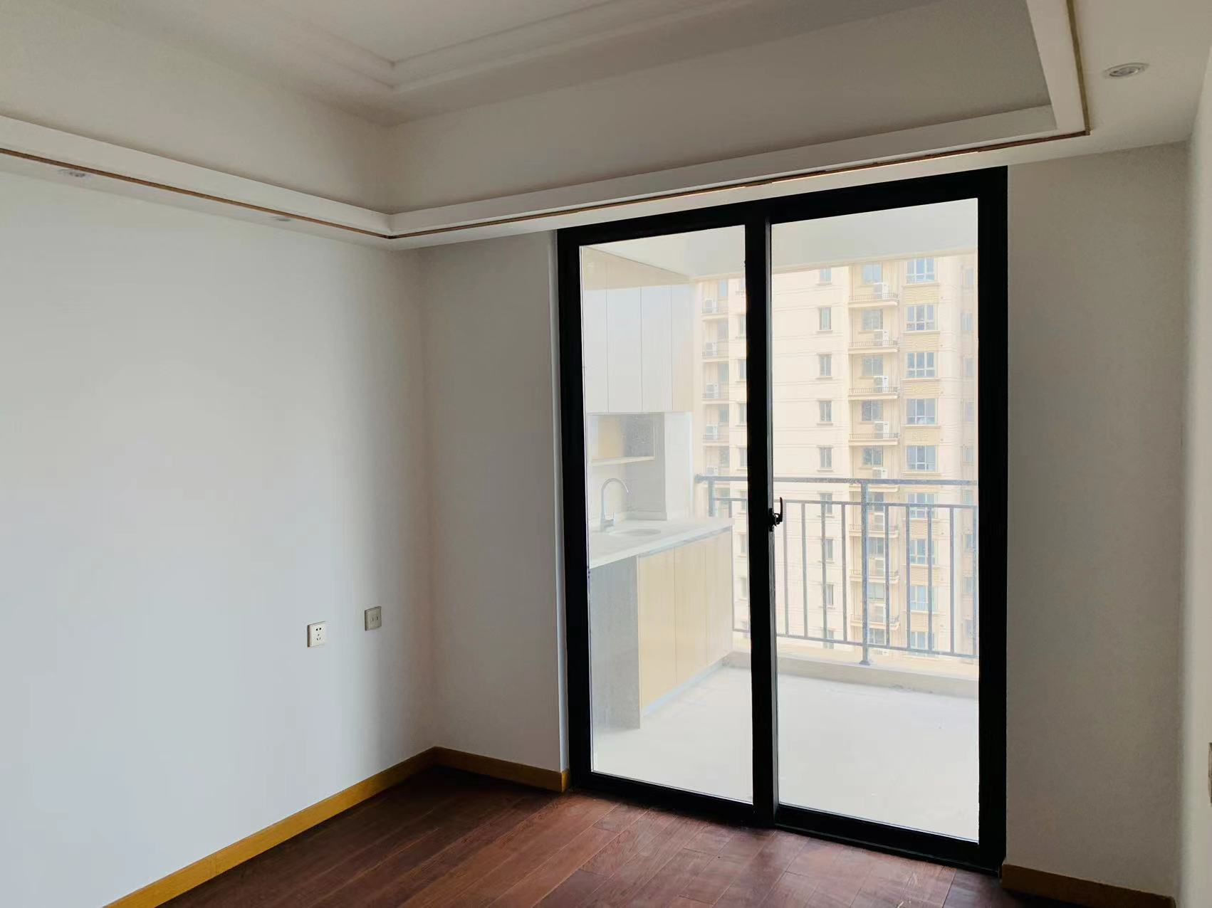 中南世纪花城三期 4室2厅2卫 138.43m&sup2;