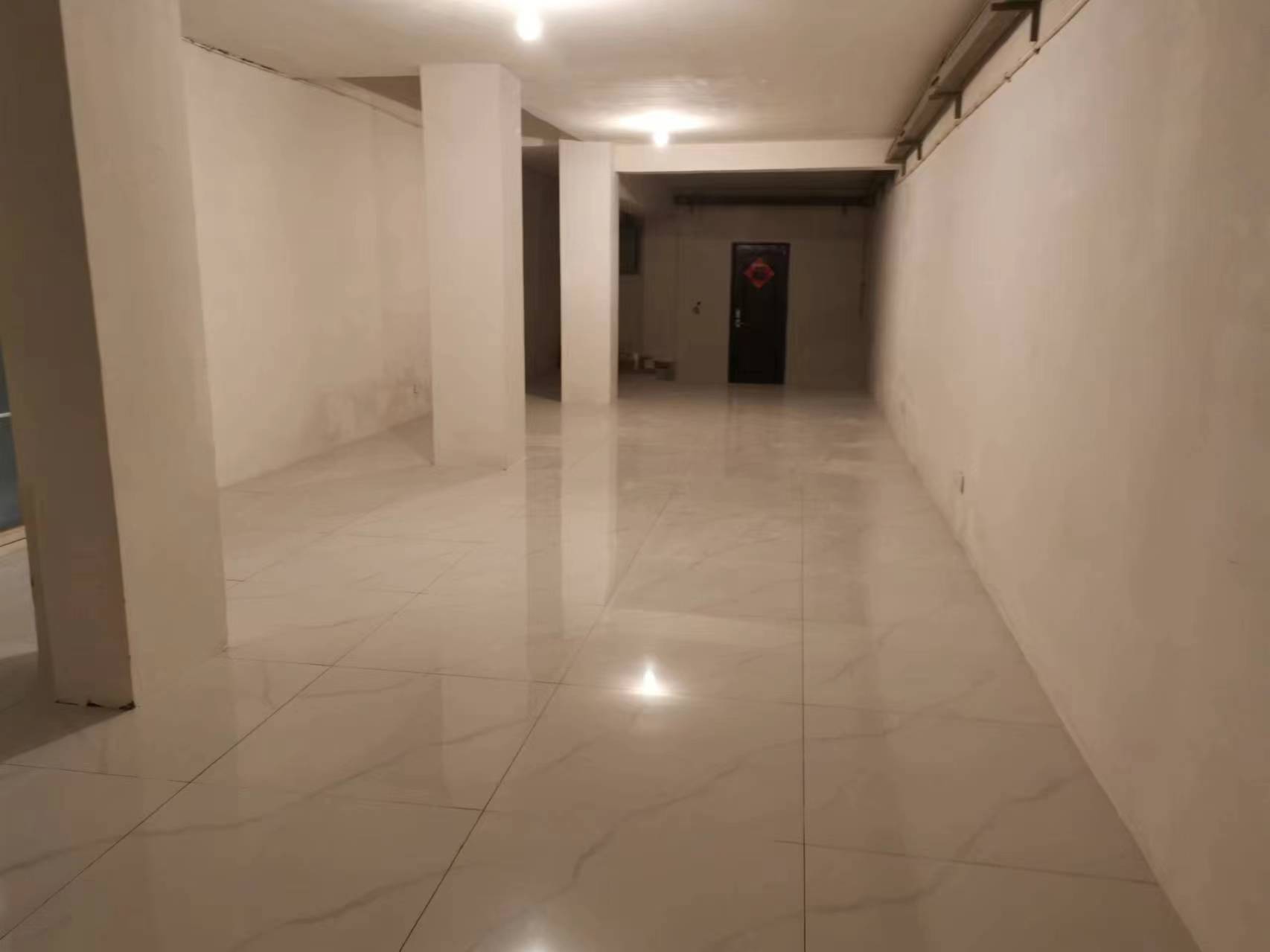 顺发御园 5室3厅3卫 310m&sup2;