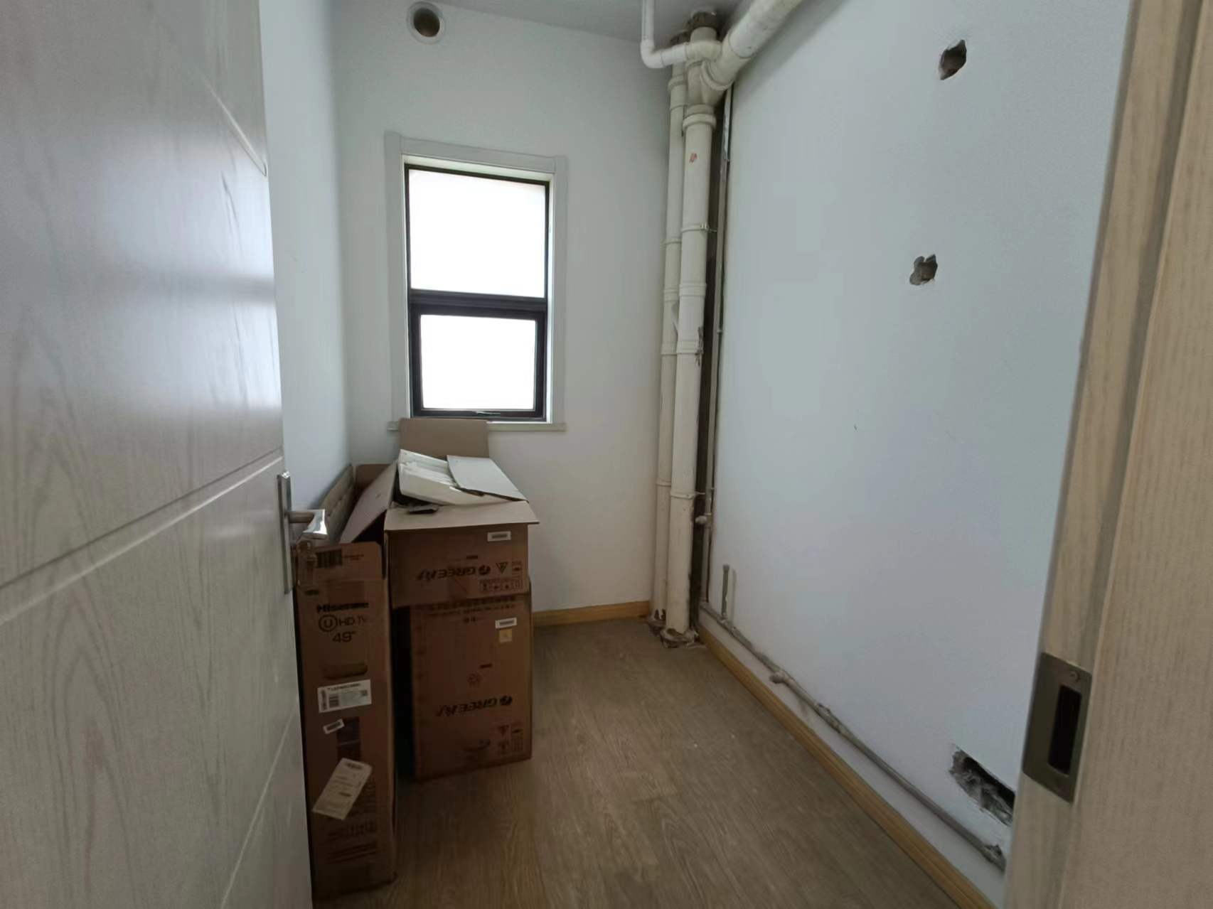 保利香槟国际 3室2厅1卫 148.00m&sup2;