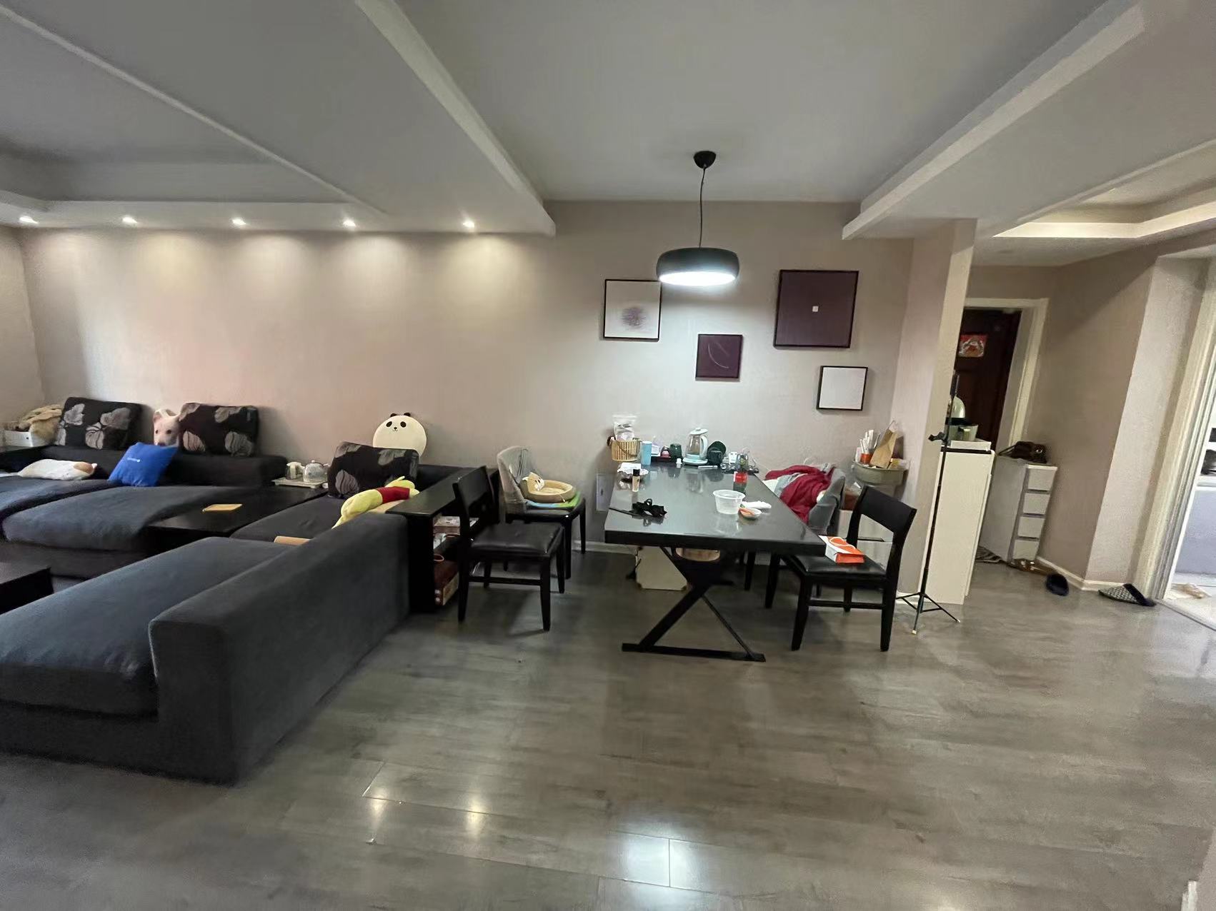 万濠星城 3室2厅1卫 115m²