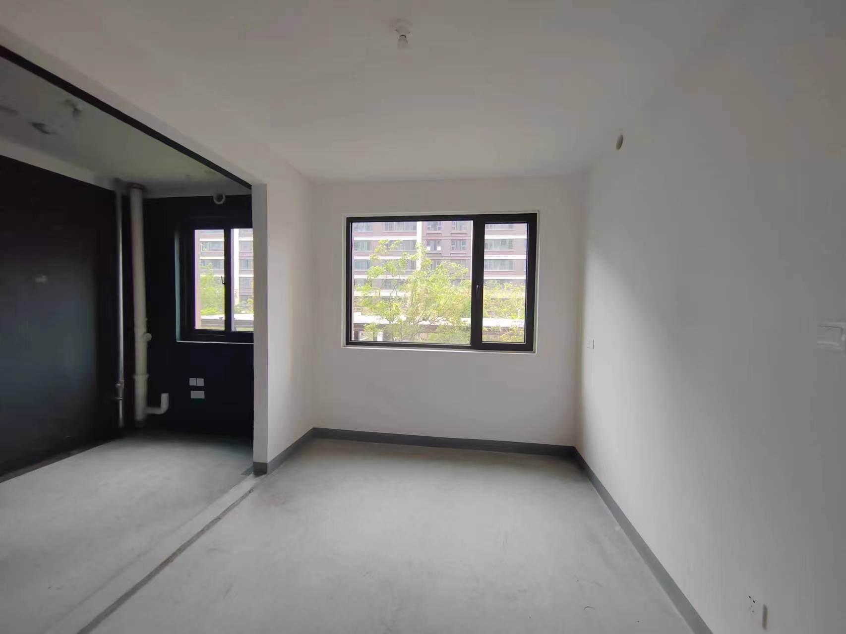 建发御珑湾 4室2厅2卫 143m&sup2;