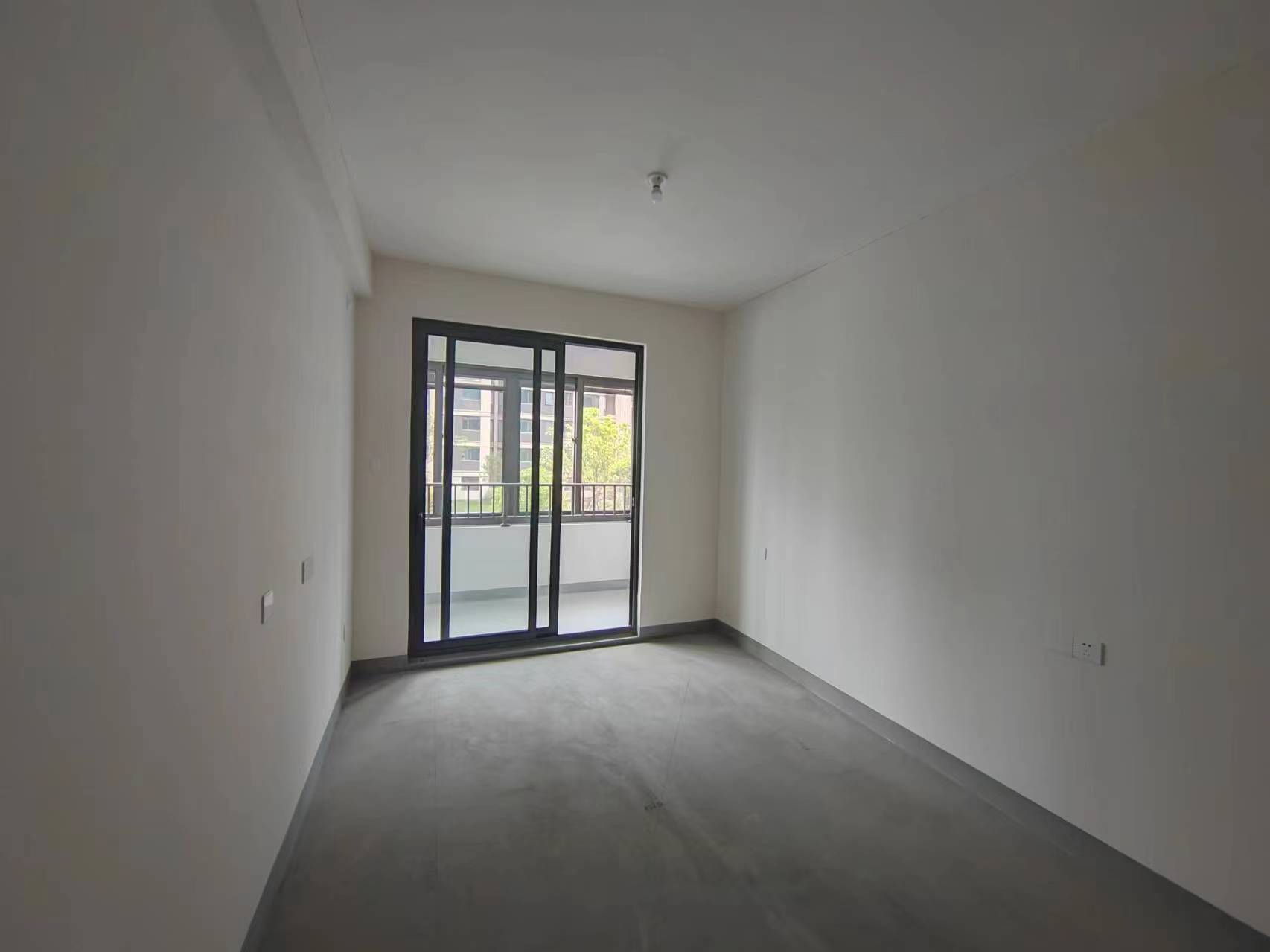建发御珑湾 4室2厅2卫 143m&sup2;