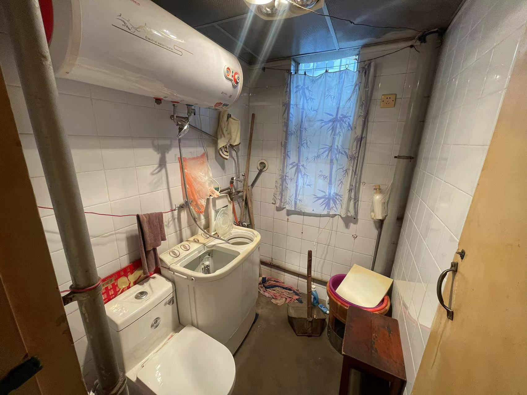 易家桥新村 3室1厅1卫 73m&sup2;