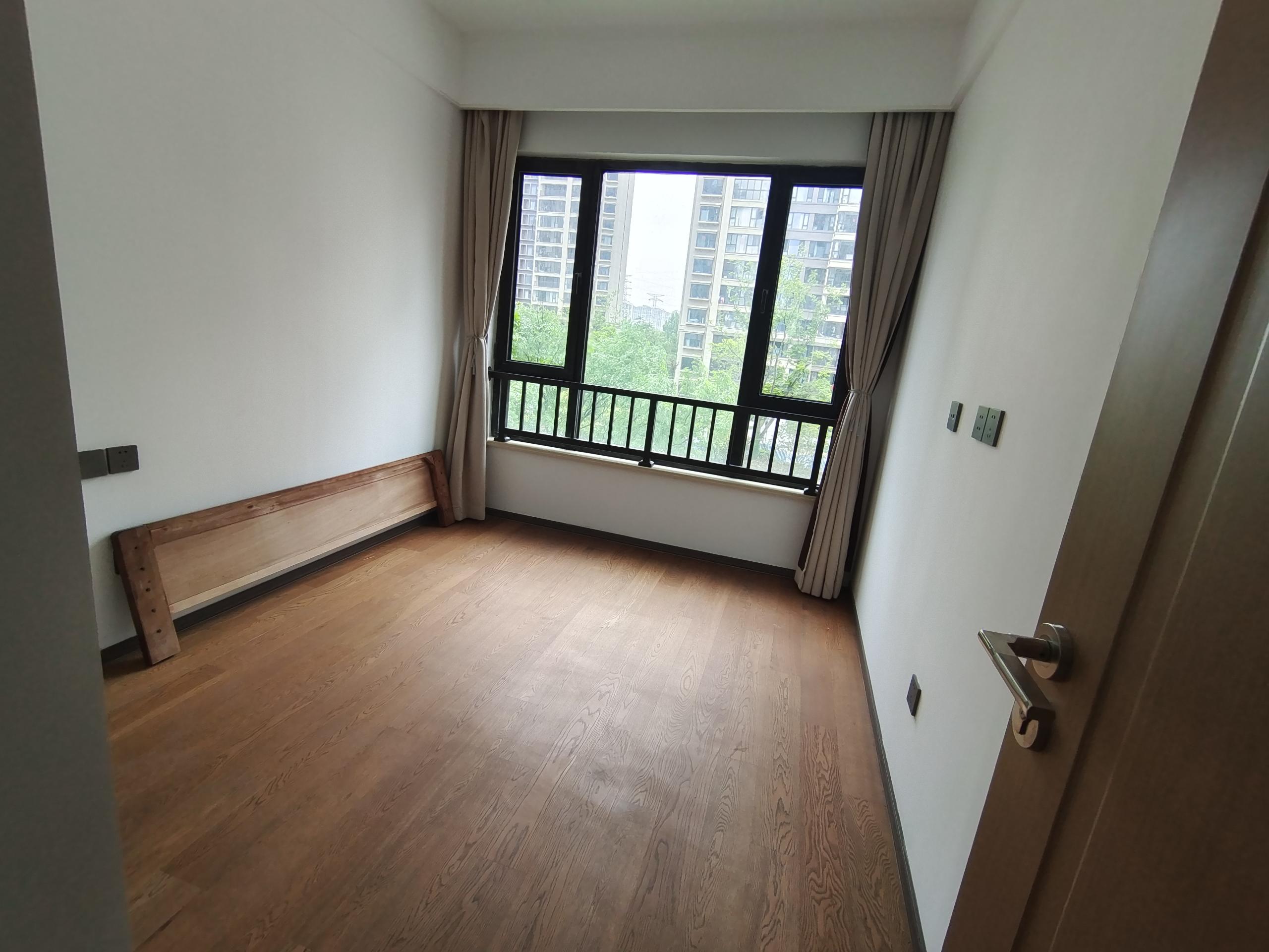 春风南岸西园 4室2厅2卫 135.56m&sup2;