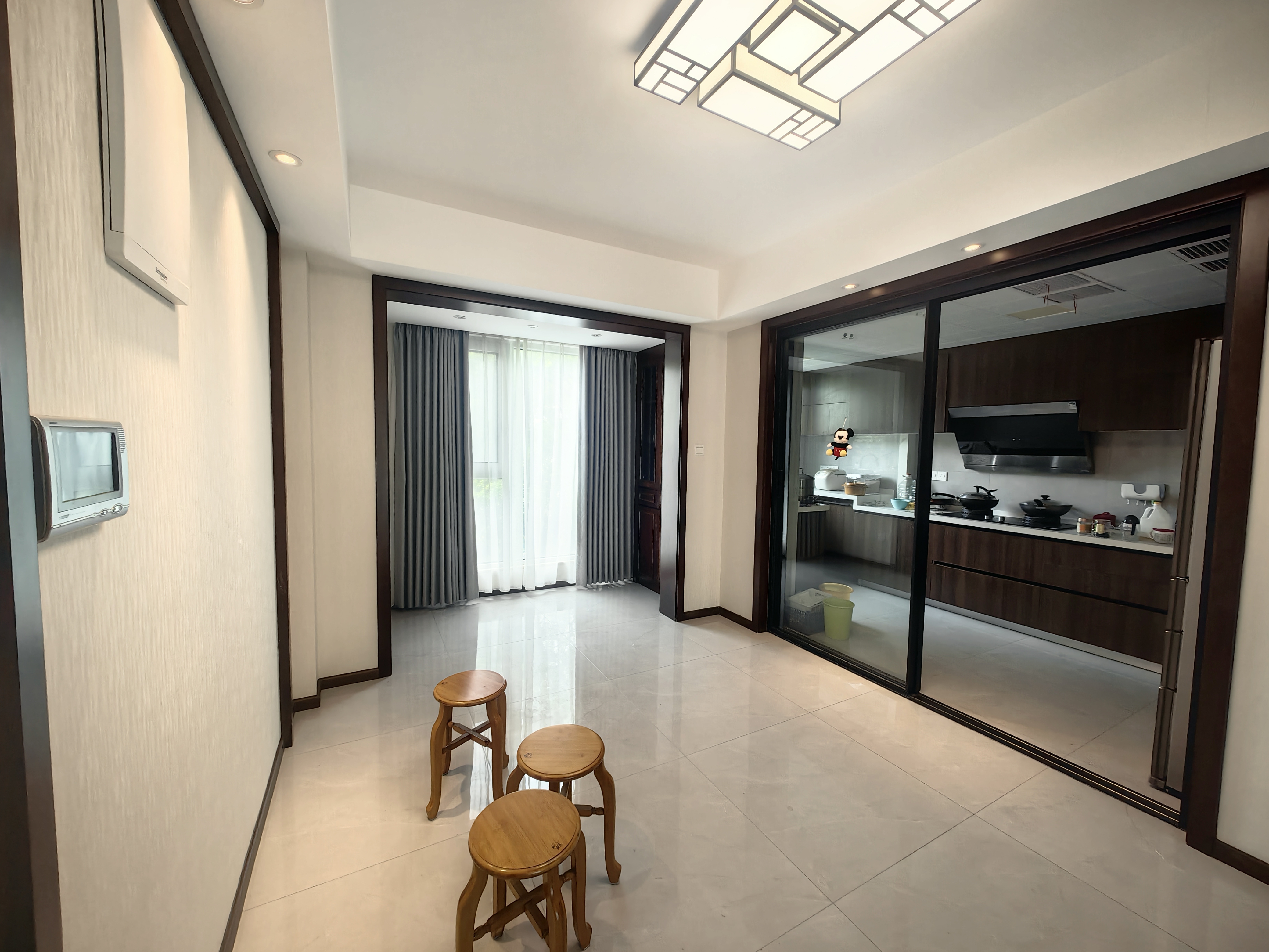 城市嘉苑 4室2厅2卫 204.00m&sup2;