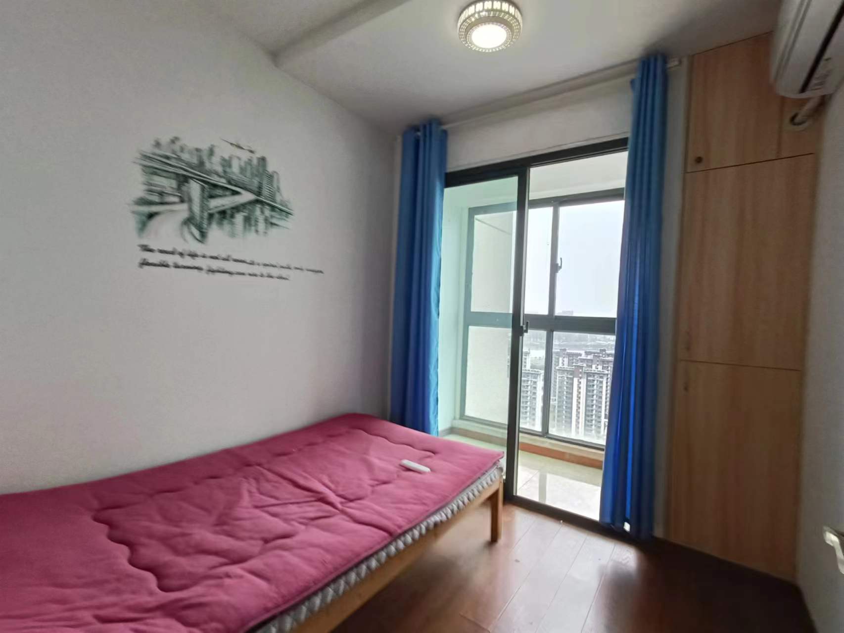 万达华府 3室2厅1卫 91m²