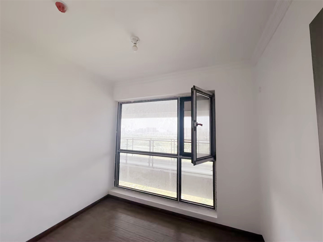 碧桂园时代悦城 3室2厅2卫 112m&sup2;