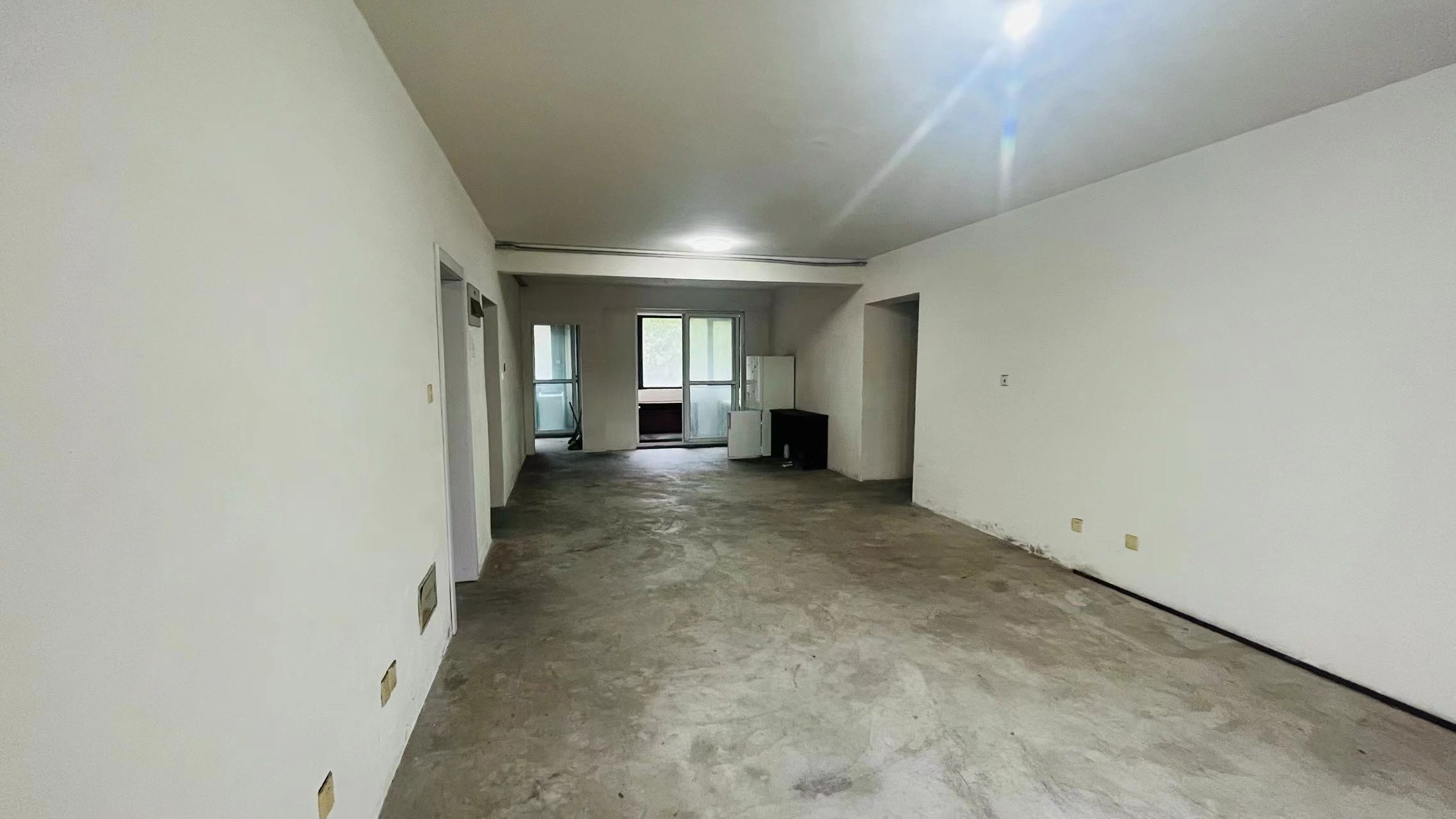 中港城世家 4室2厅2卫 189m&sup2;