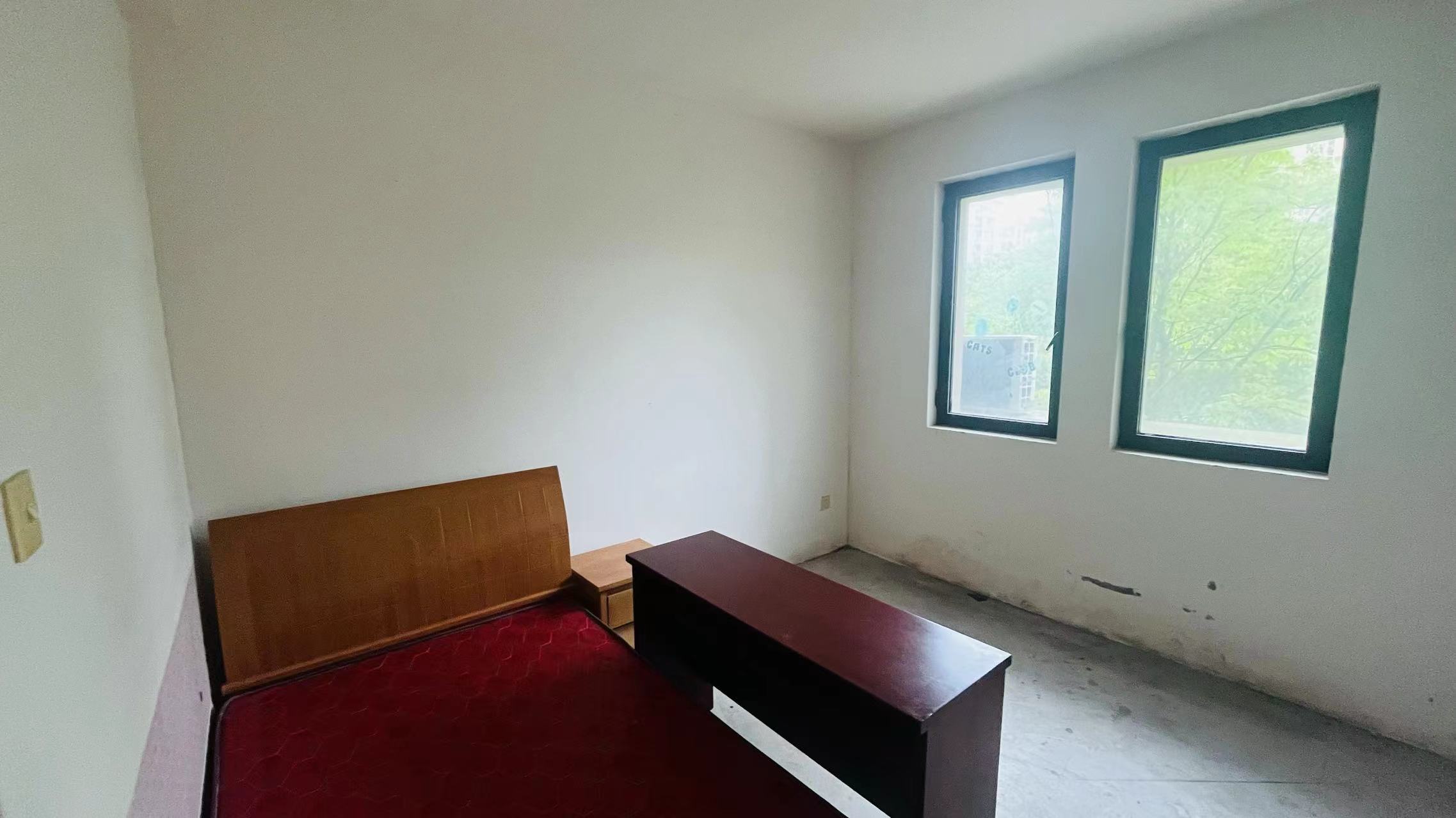 中港城世家 4室2厅2卫 189m&sup2;