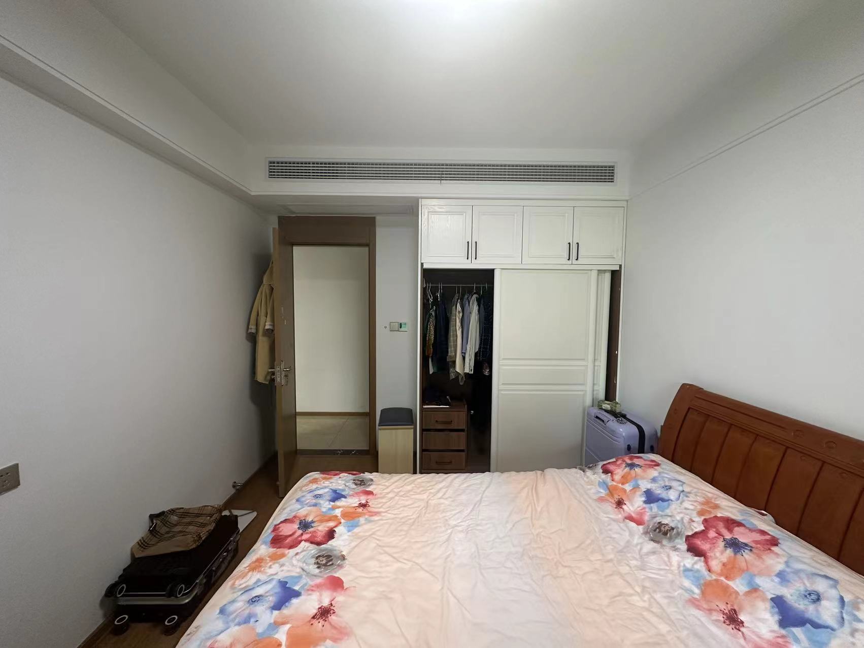上悦城 4室2厅2卫 144m&sup2;
