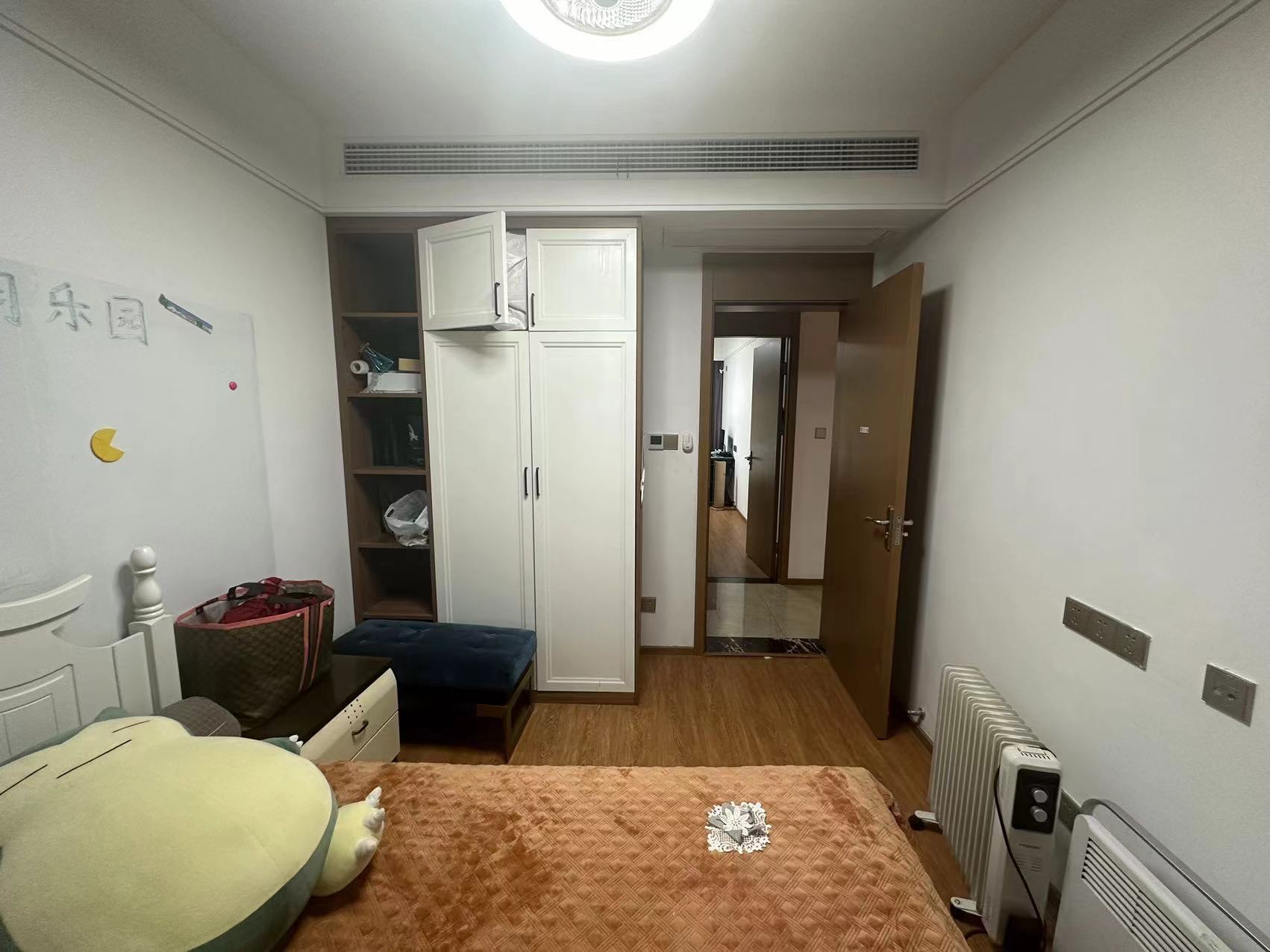 上悦城 4室2厅2卫 144m&sup2;
