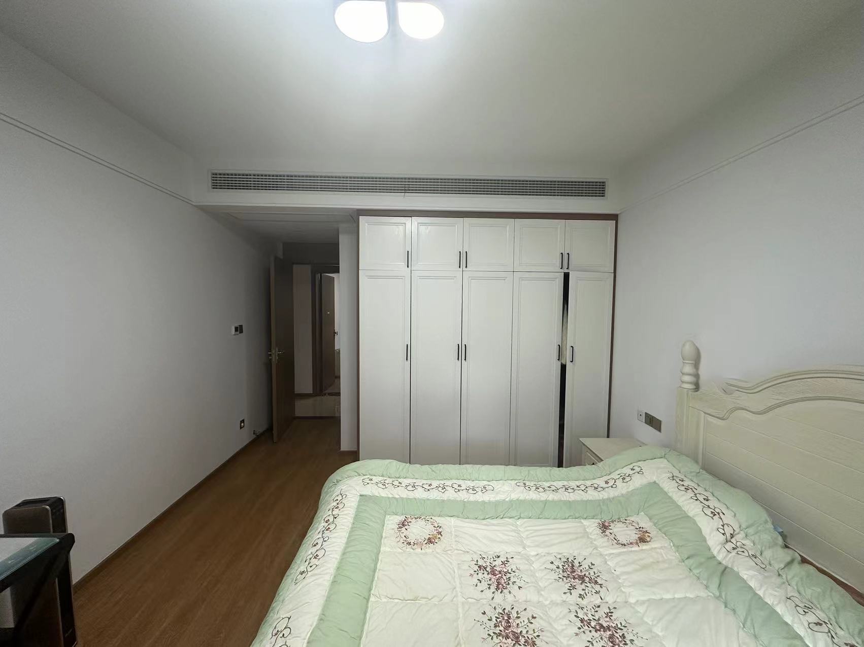 上悦城 4室2厅2卫 144m&sup2;