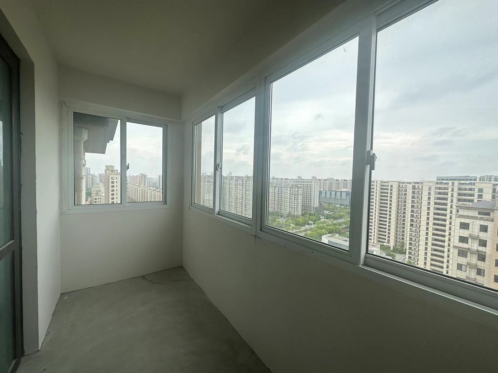 祥麟铭苑 3室2厅2卫 176m&sup2;