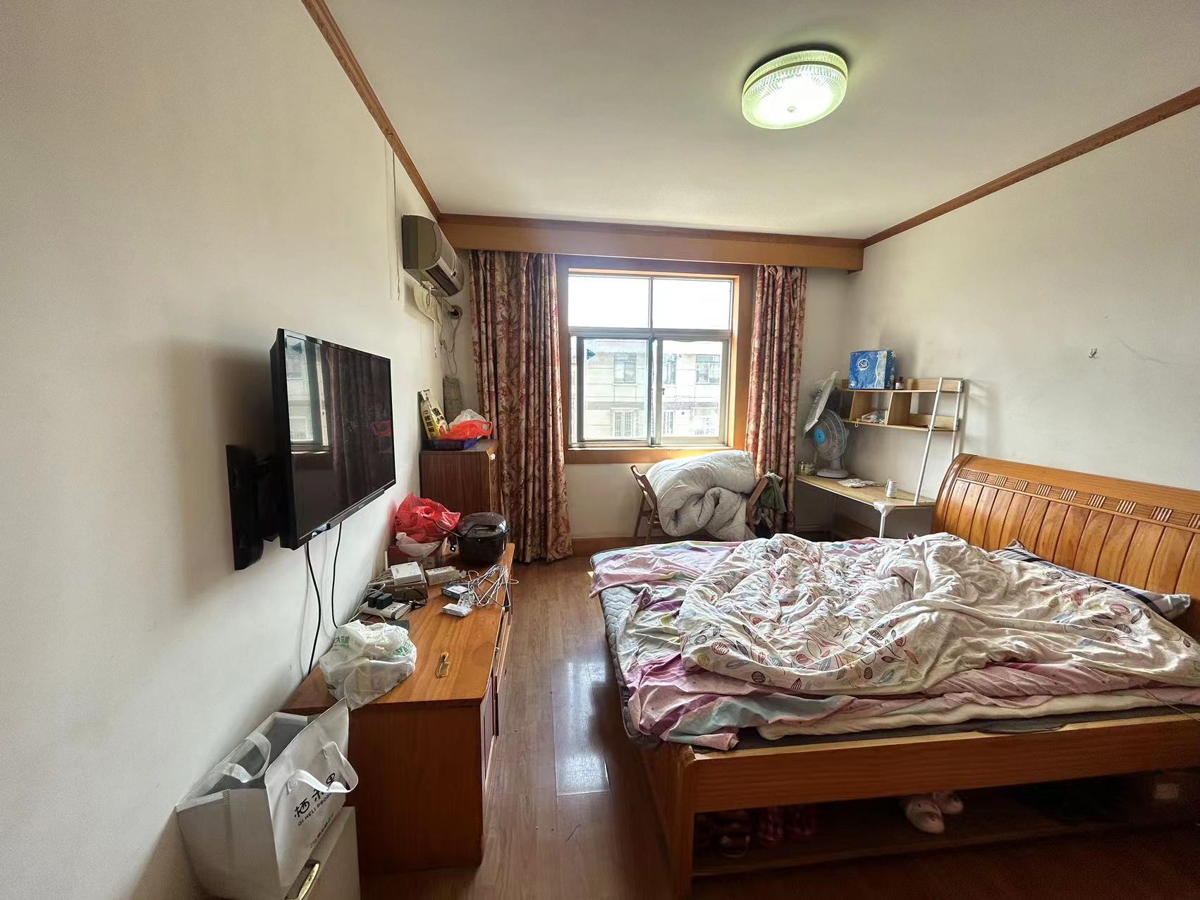 城港新村 2室1厅1卫 65m&sup2;