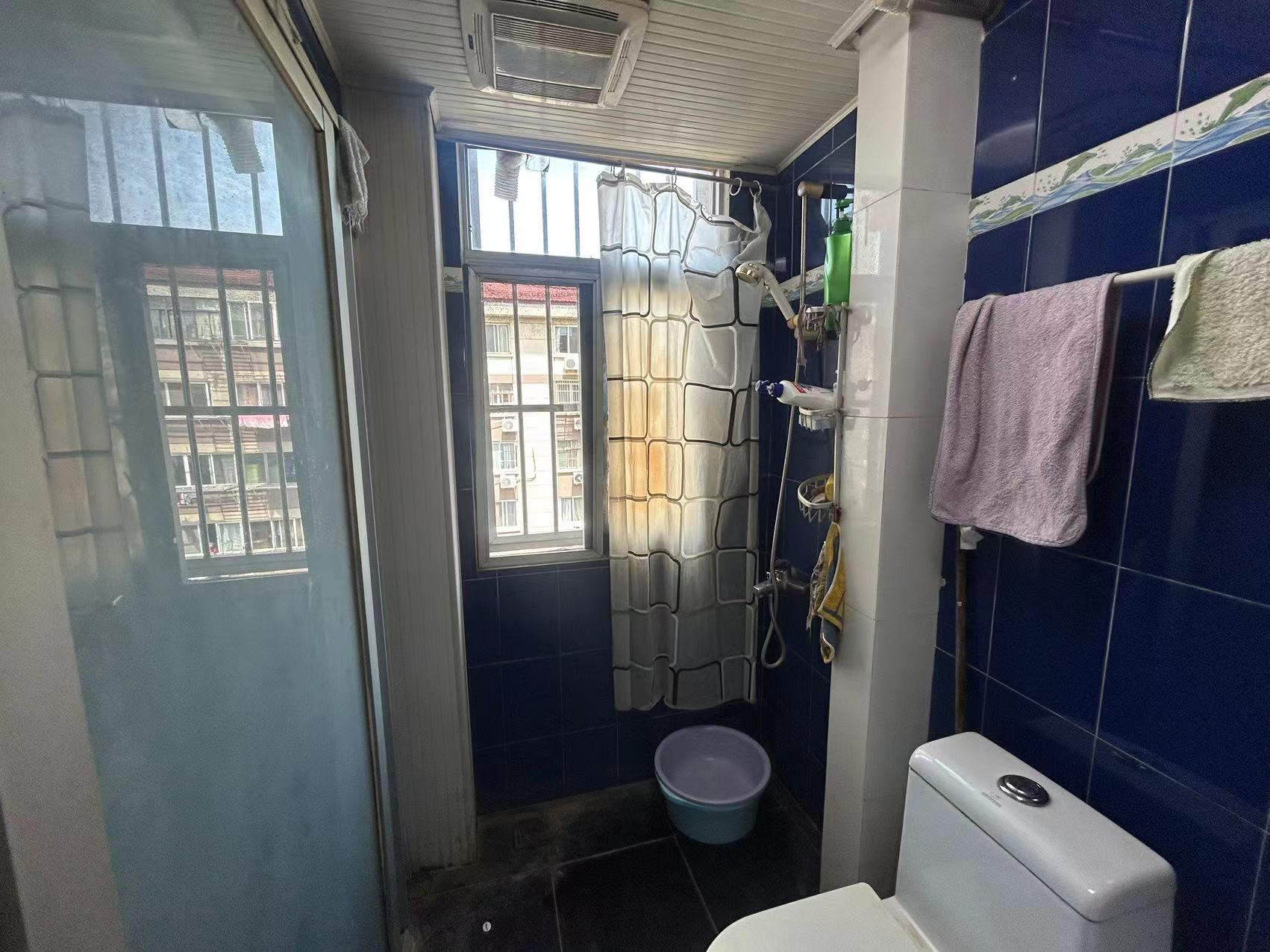 城港新村 2室1厅1卫 65m&sup2;