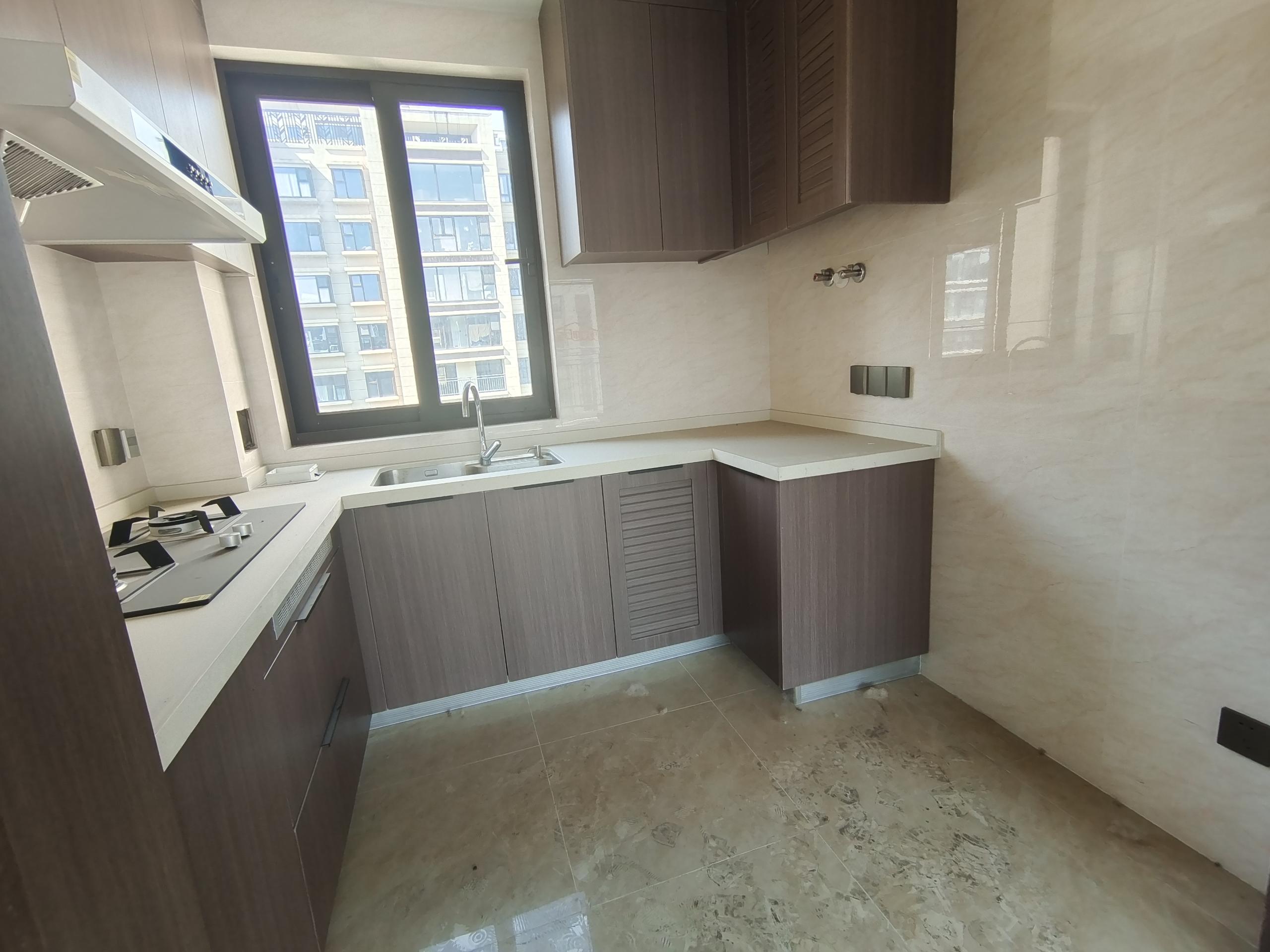 春风南岸西园 4室2厅3卫 167.00m&sup2;