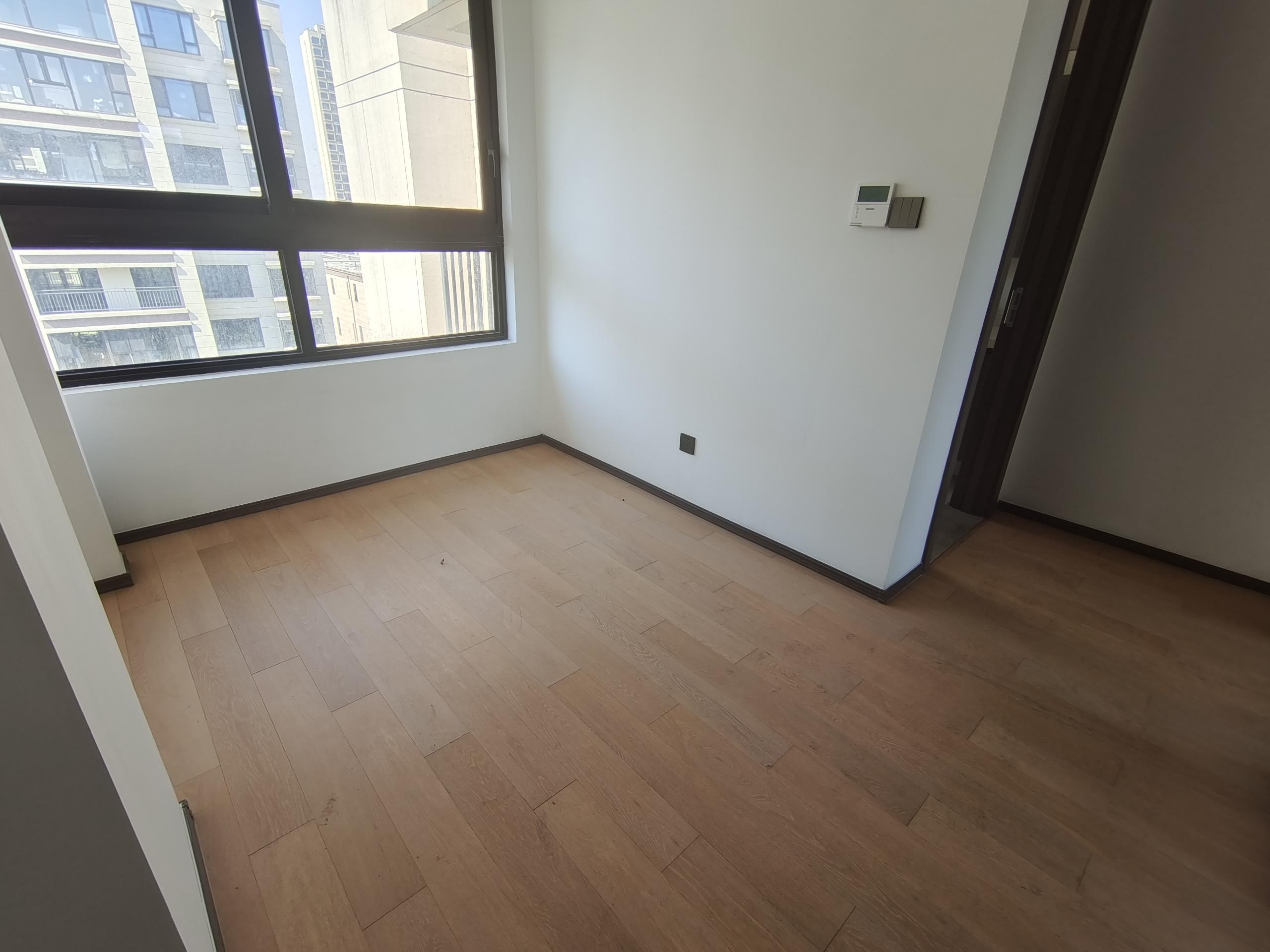 春风南岸西园 4室2厅3卫 167.00m&sup2;
