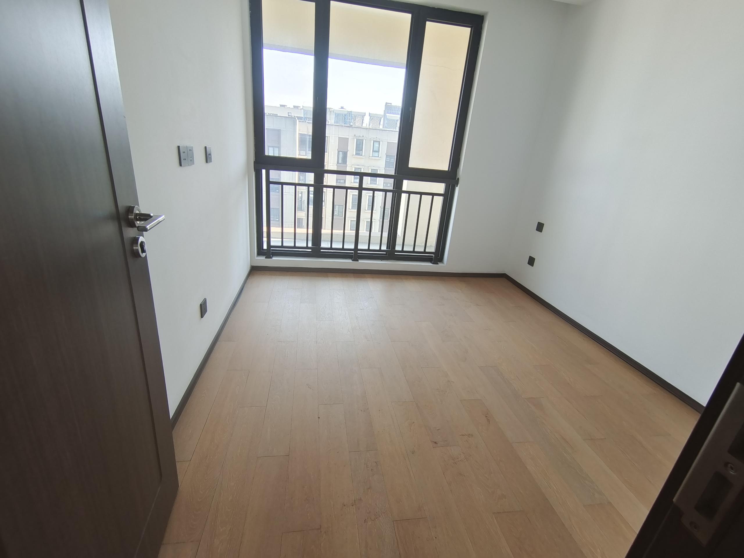 春风南岸西园 4室2厅3卫 167.00m&sup2;
