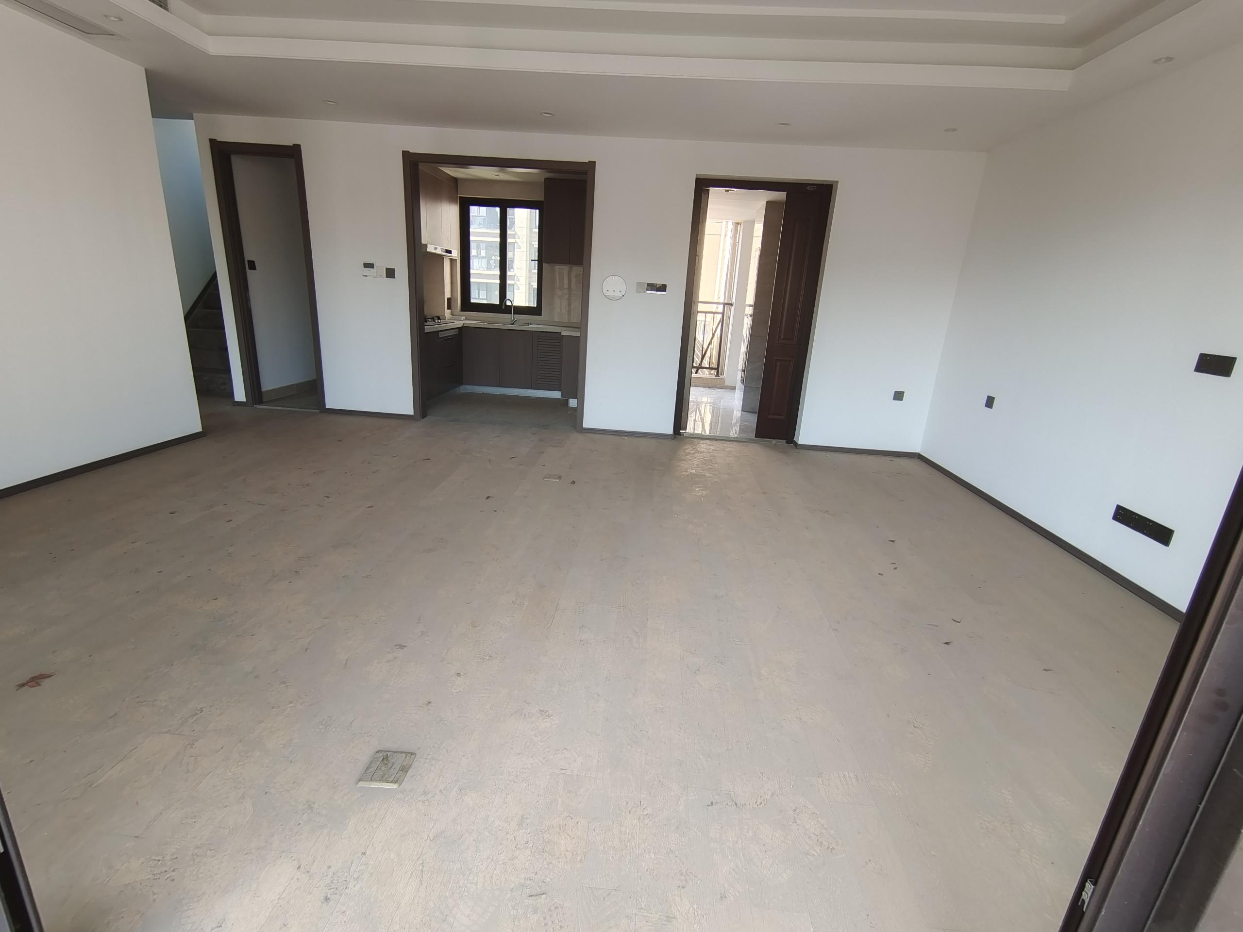 春风南岸西园 4室2厅3卫 167.00m&sup2;
