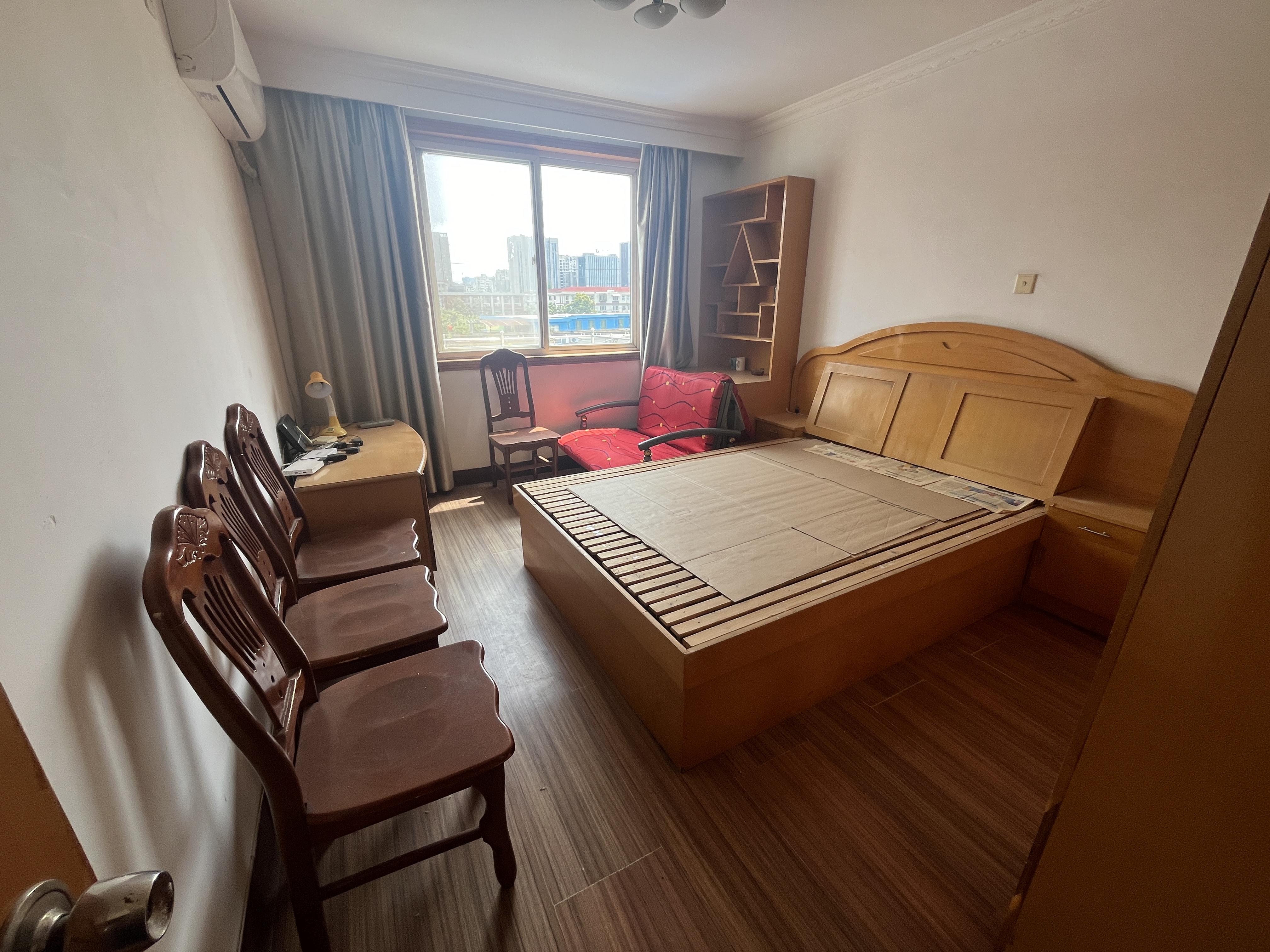 易家桥新村 2室1厅1卫 59m&sup2;