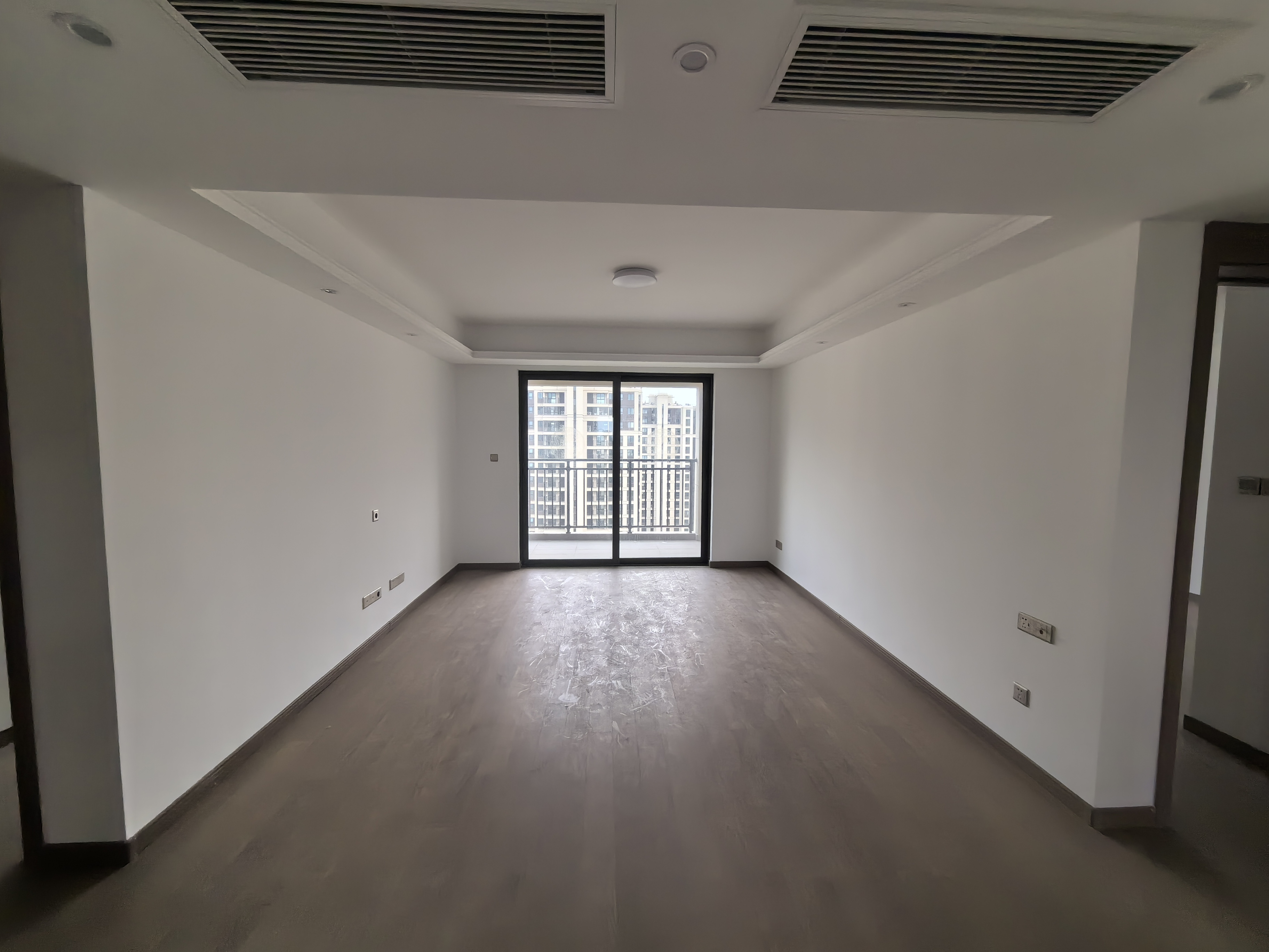 中海上东区 3室2厅2卫 127m²
