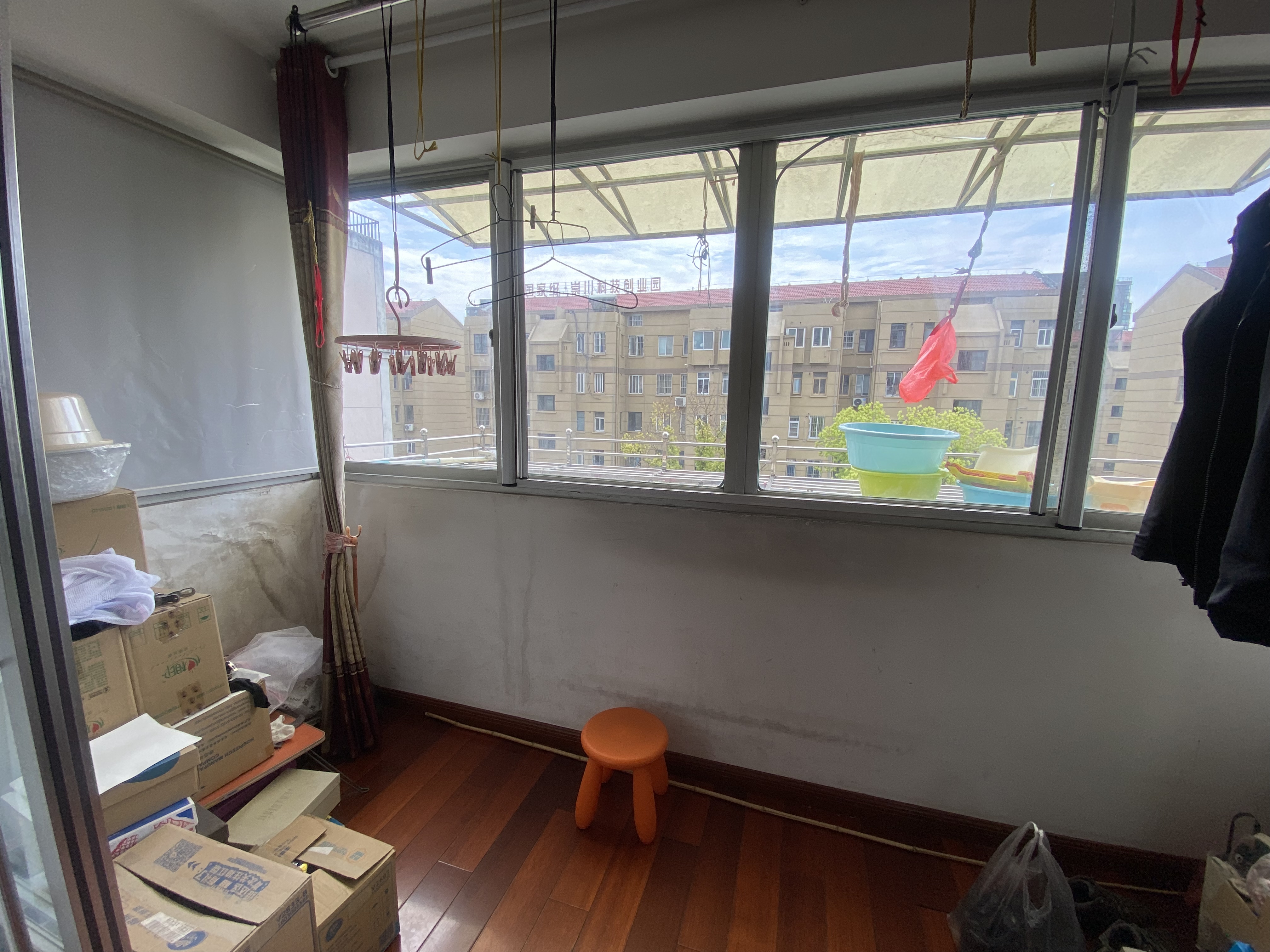 海港新村 3室1厅1卫 85.00m&sup2;