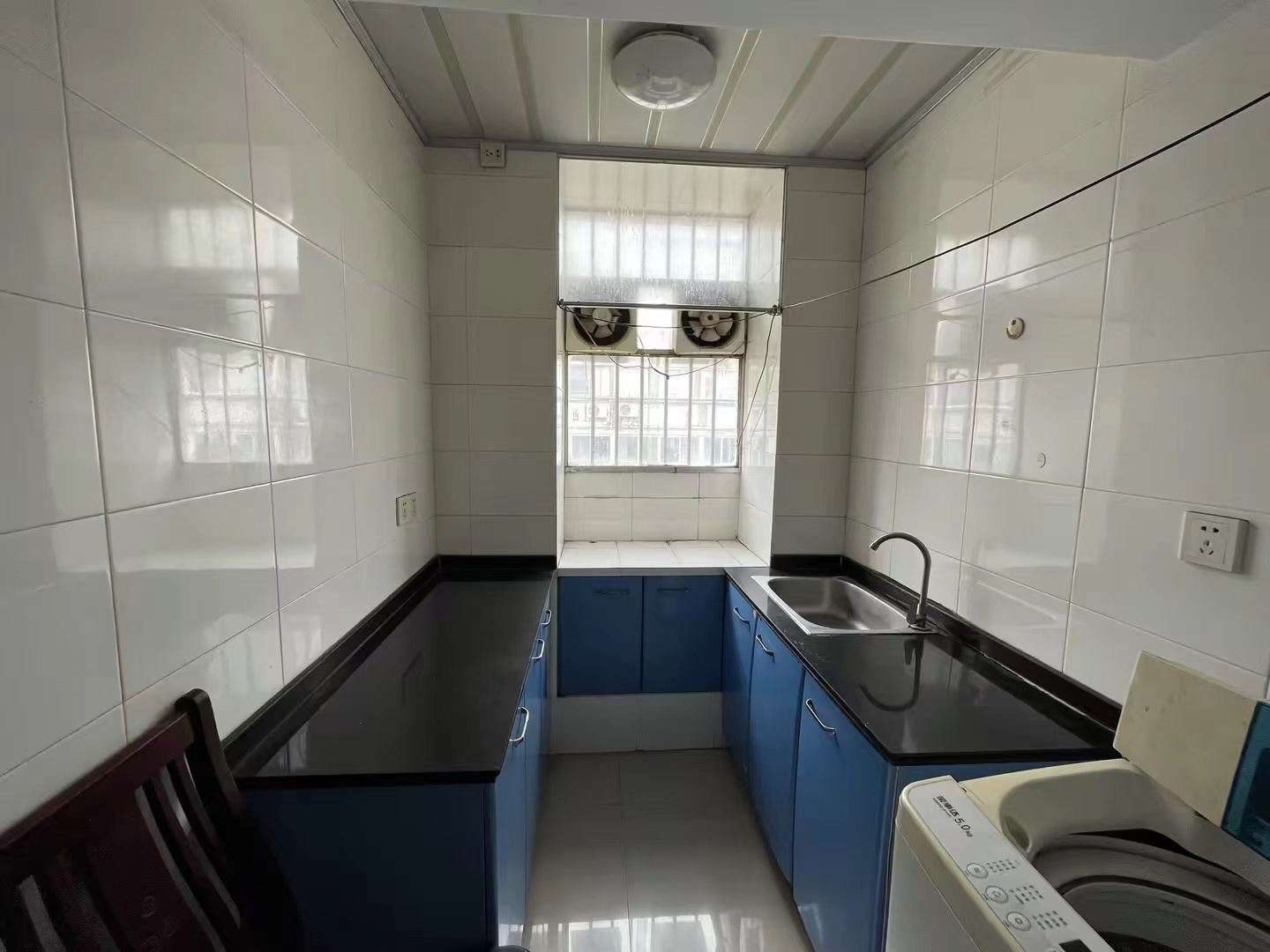 光明新村 1室1厅1卫 45m&sup2;