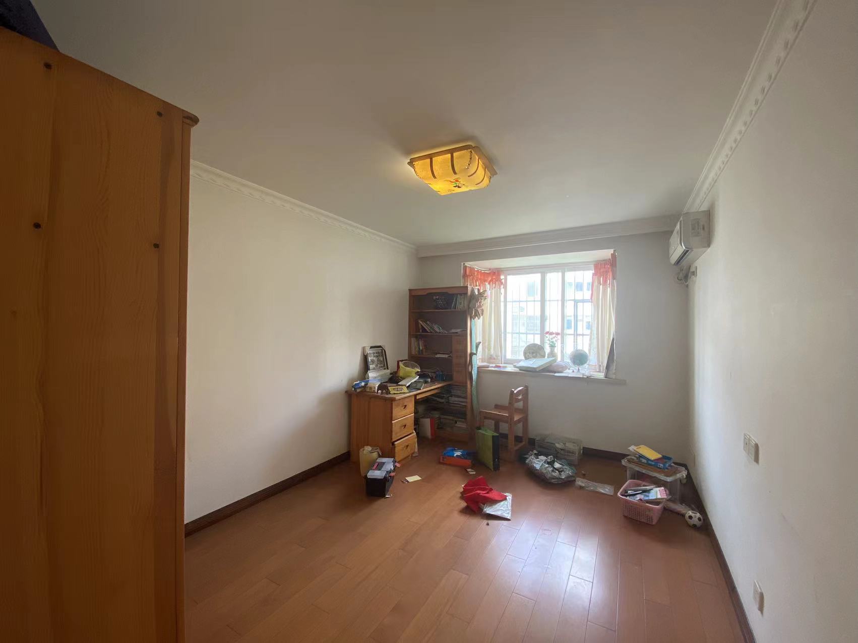 春晖花园 3室2厅2卫 133.97m&sup2;