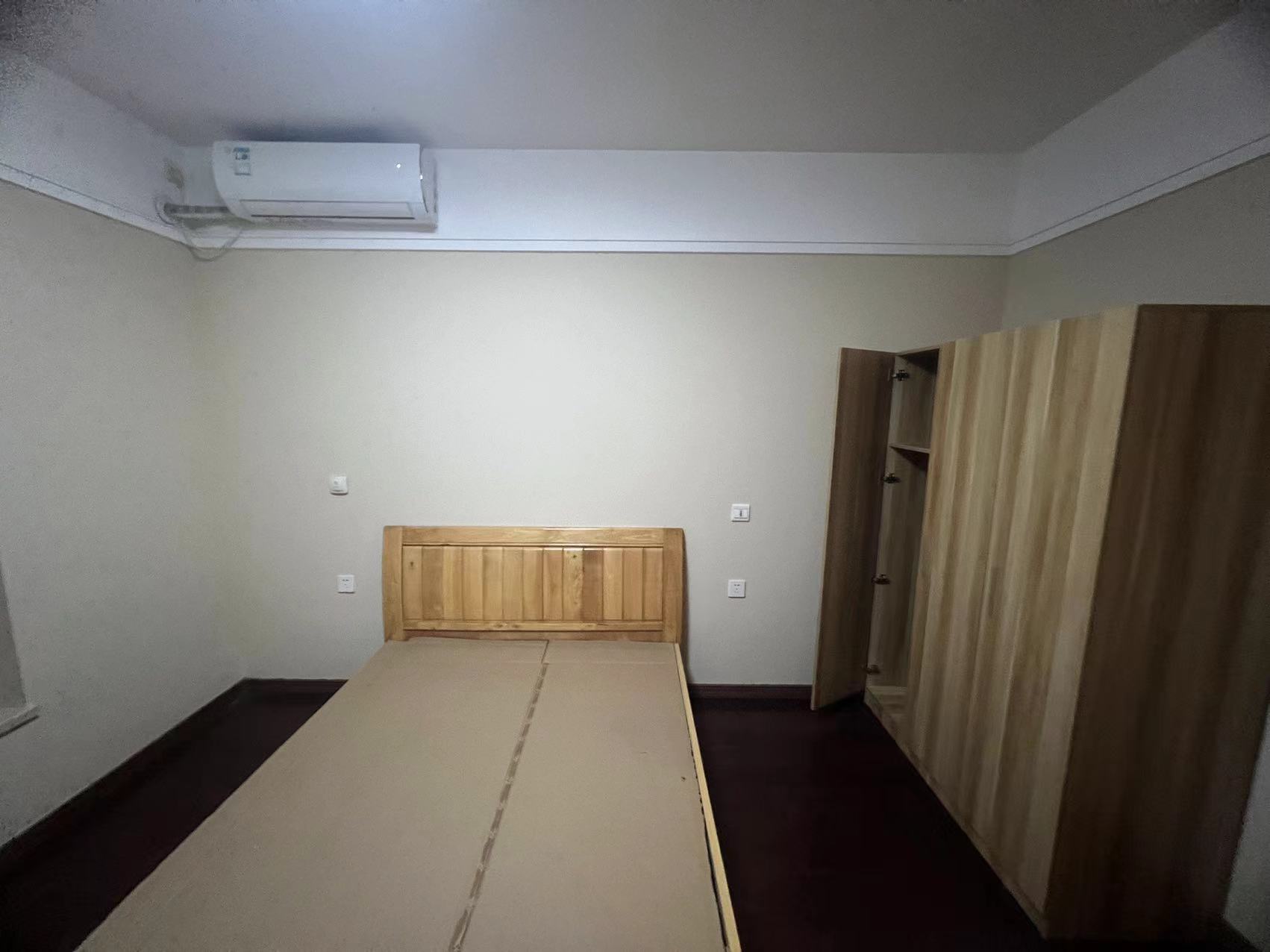 万科公园里二期 3室2厅2卫 120m&sup2;