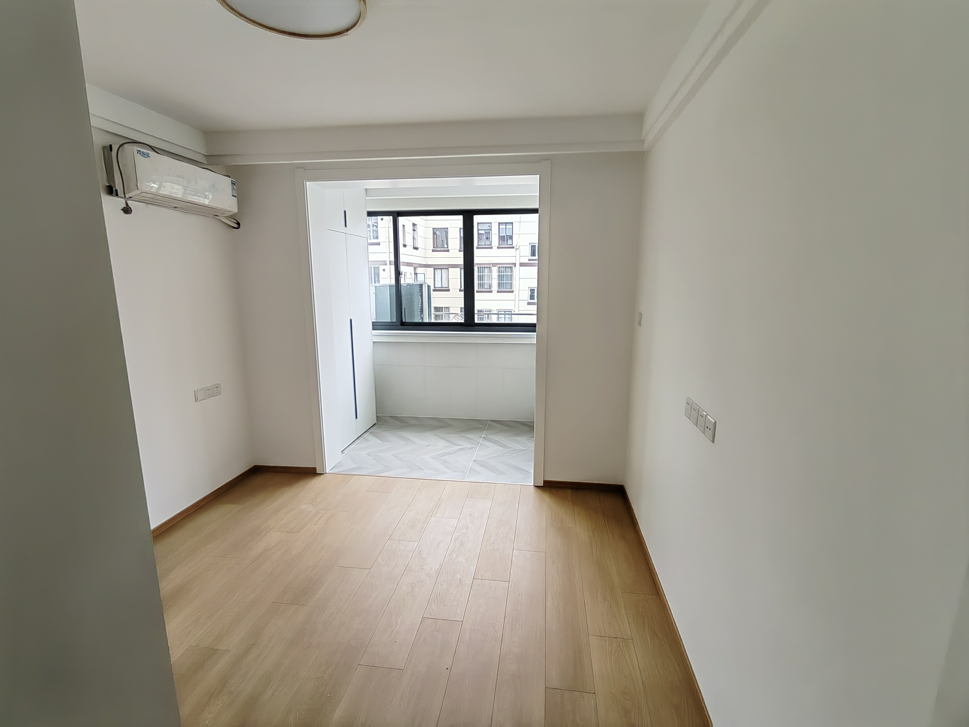 文峰新村 2室2厅1卫 74m²