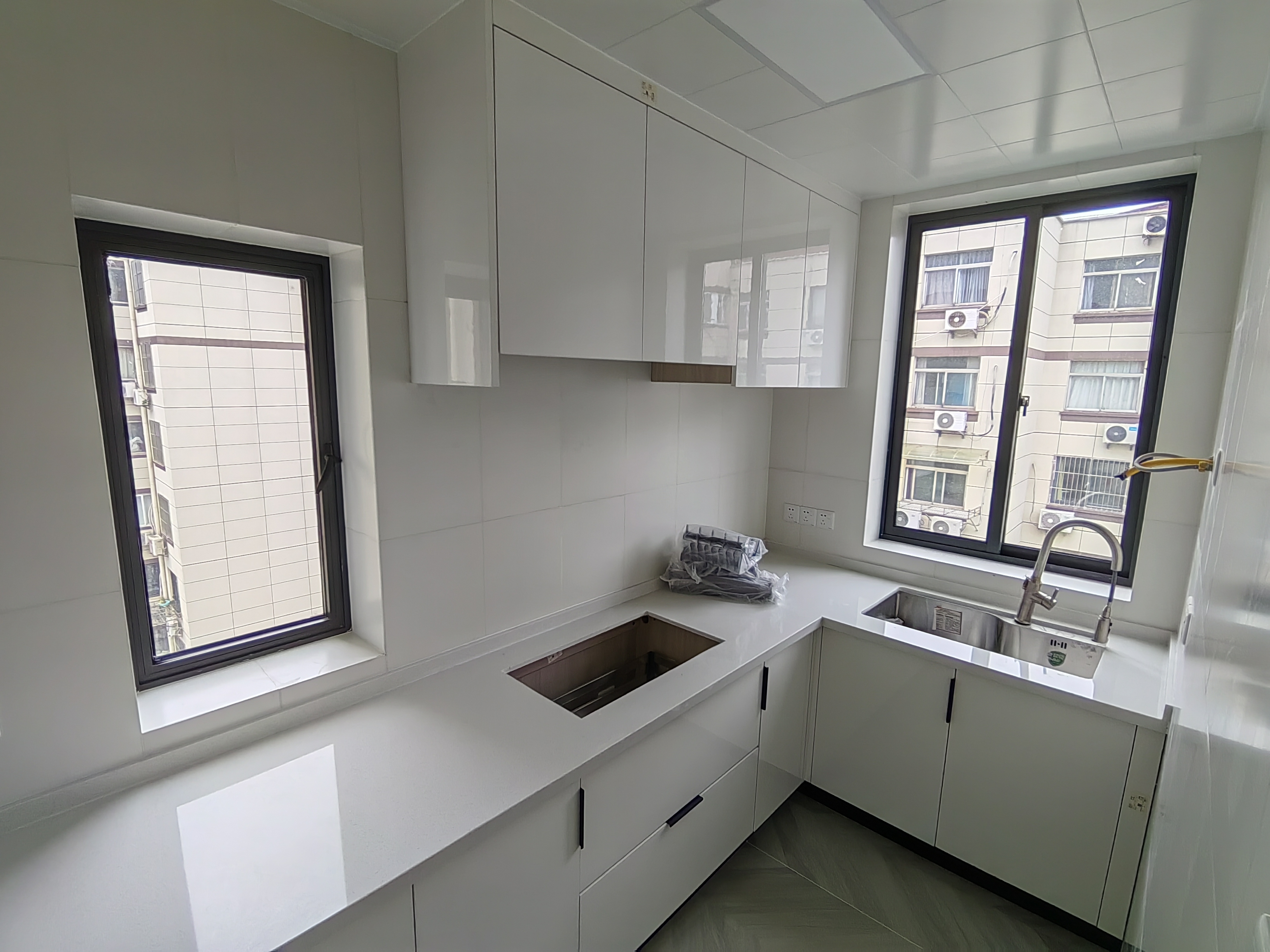 文峰新村 2室2厅1卫 74m²