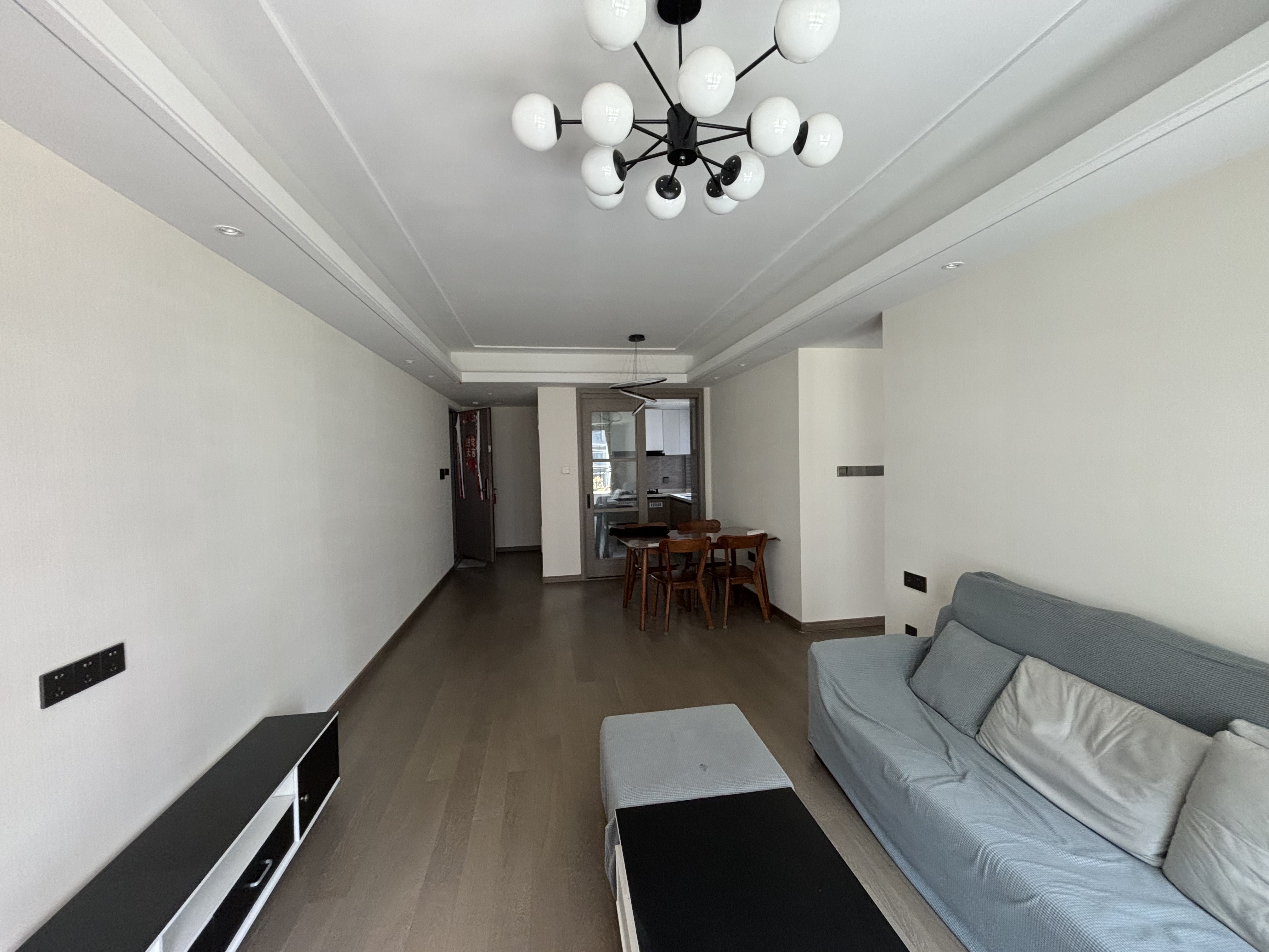 万科未来之光 3室2厅2卫 120.00m²