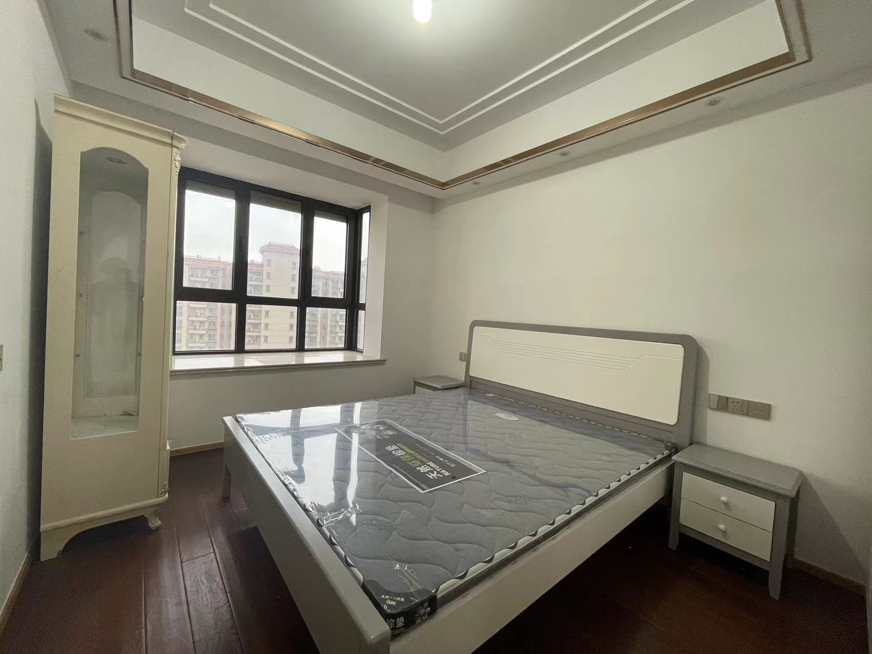 中南世纪花城三期 4室2厅2卫 143.67m&sup2;