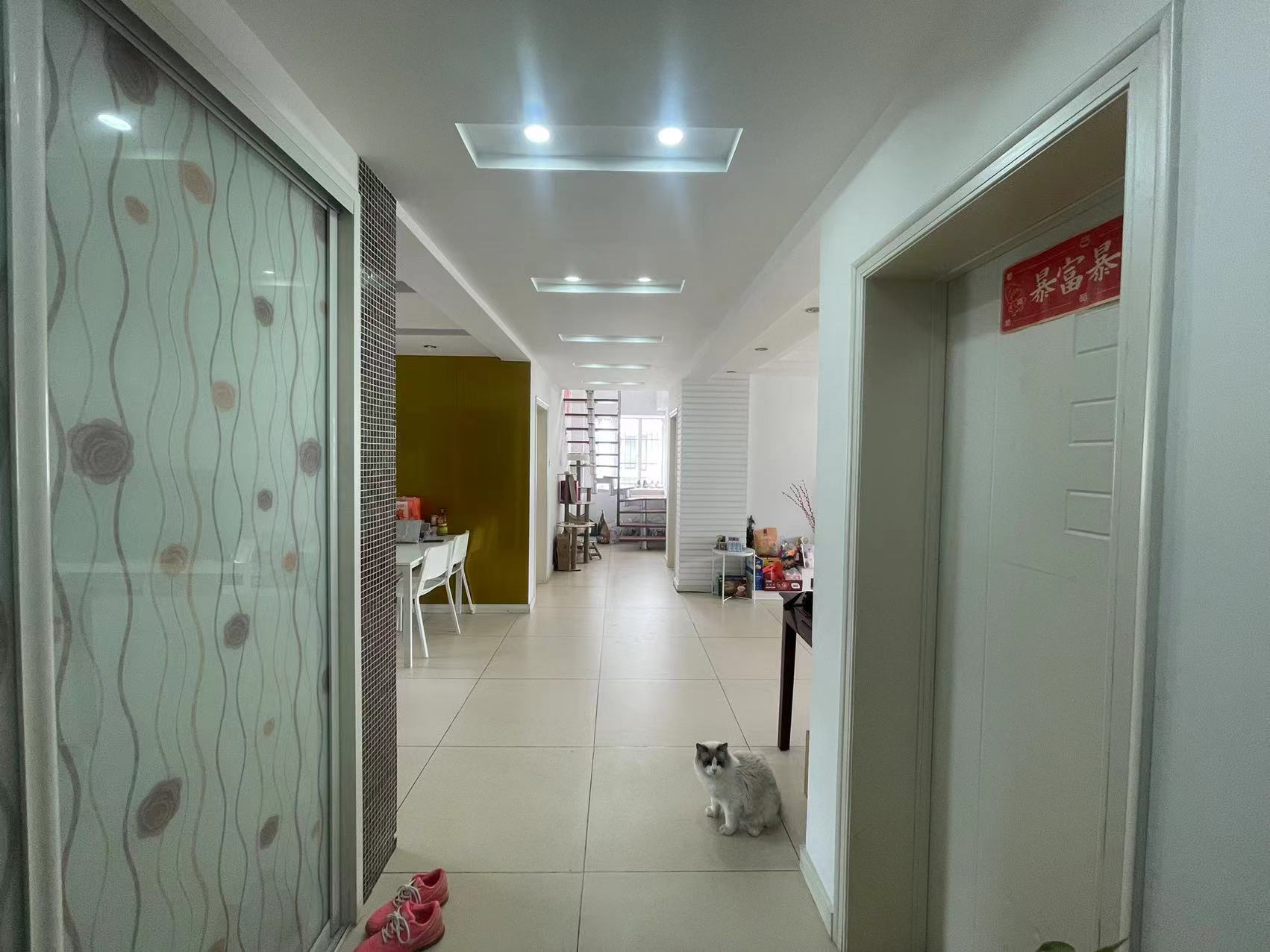 春晖花园 5室2厅2卫 197m&sup2;