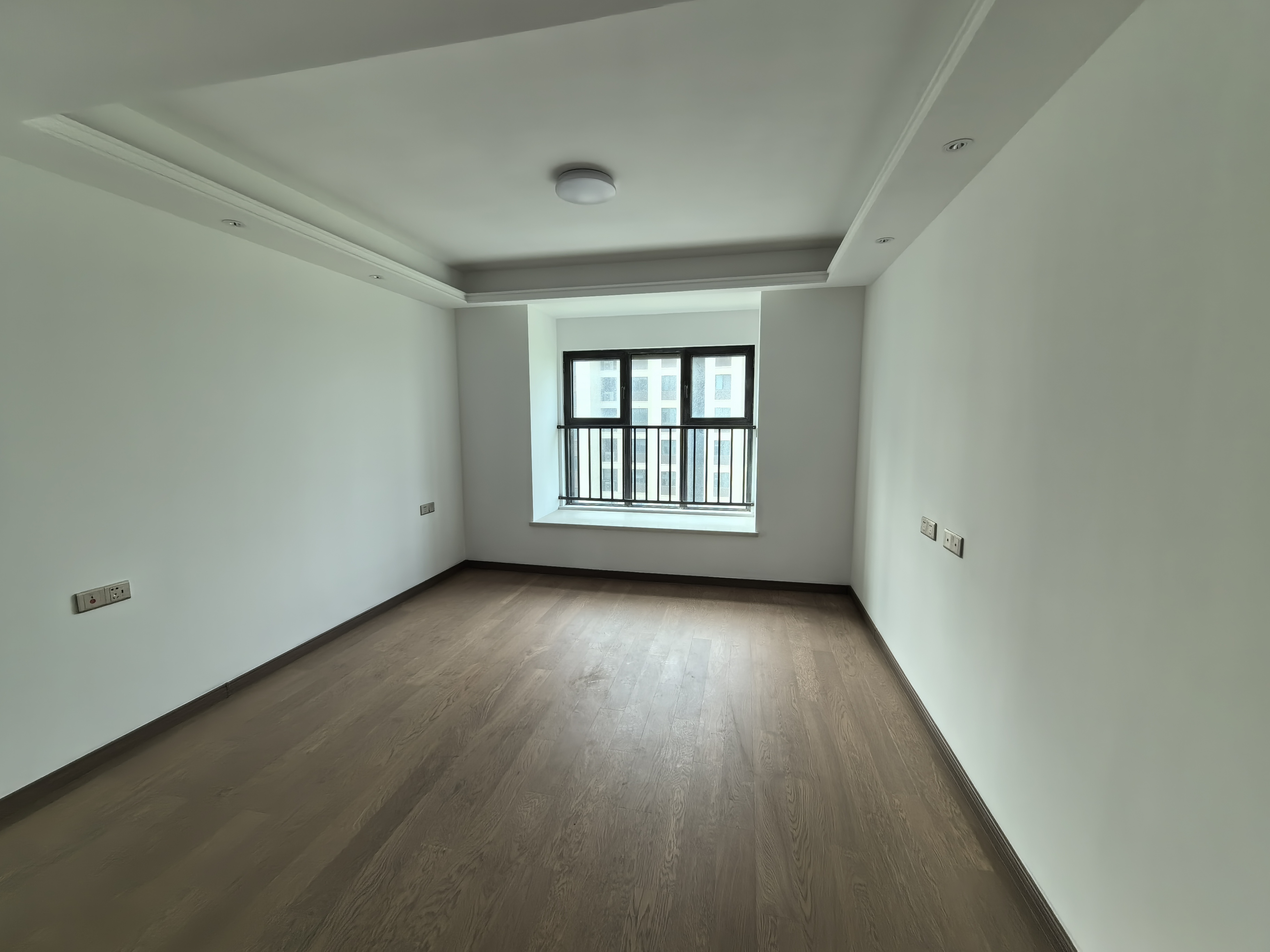 中海上东区 3室2厅1卫 125m&sup2;